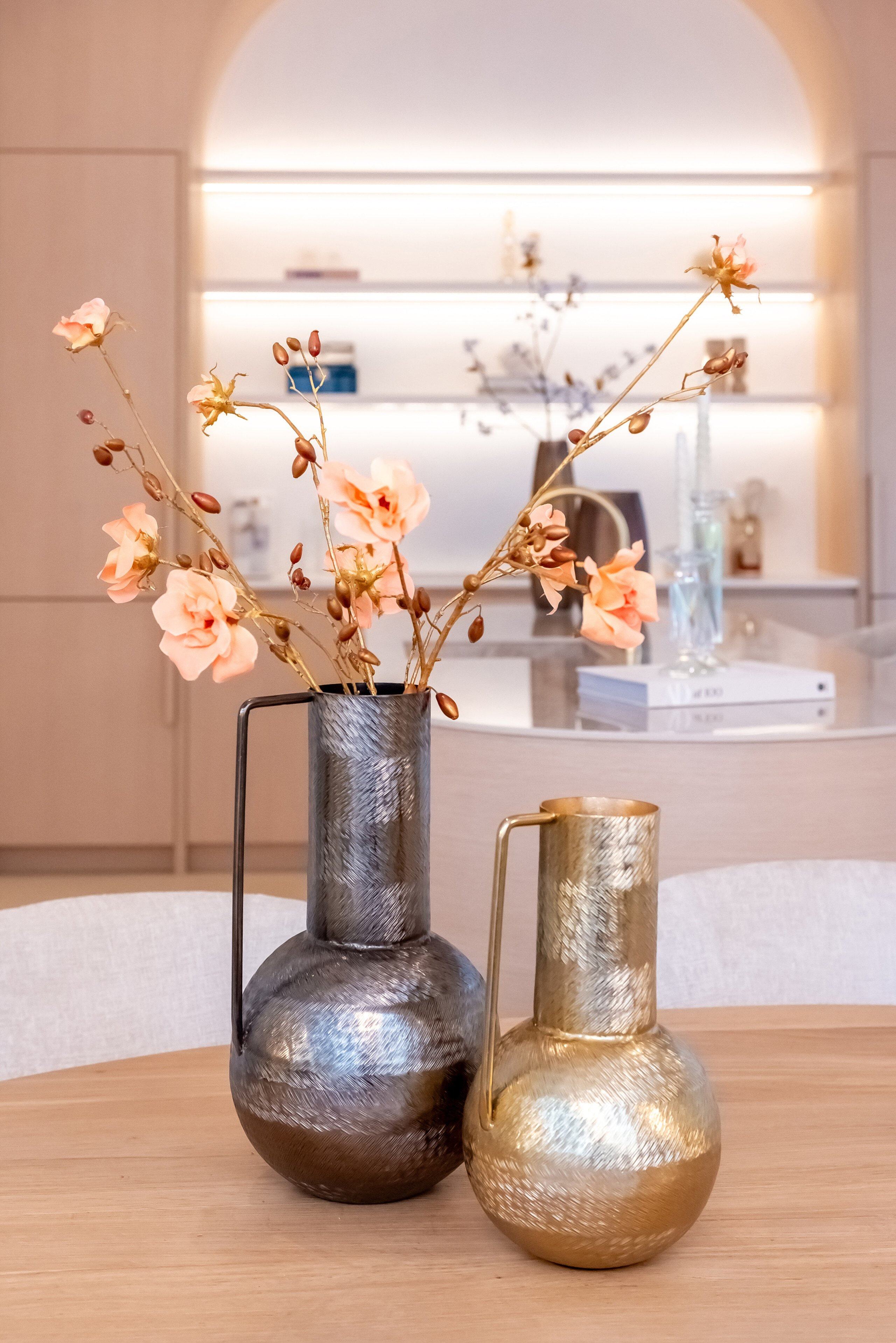 Richmond Vaas 'Leia' 37cm hoog, kleur Rookzwart