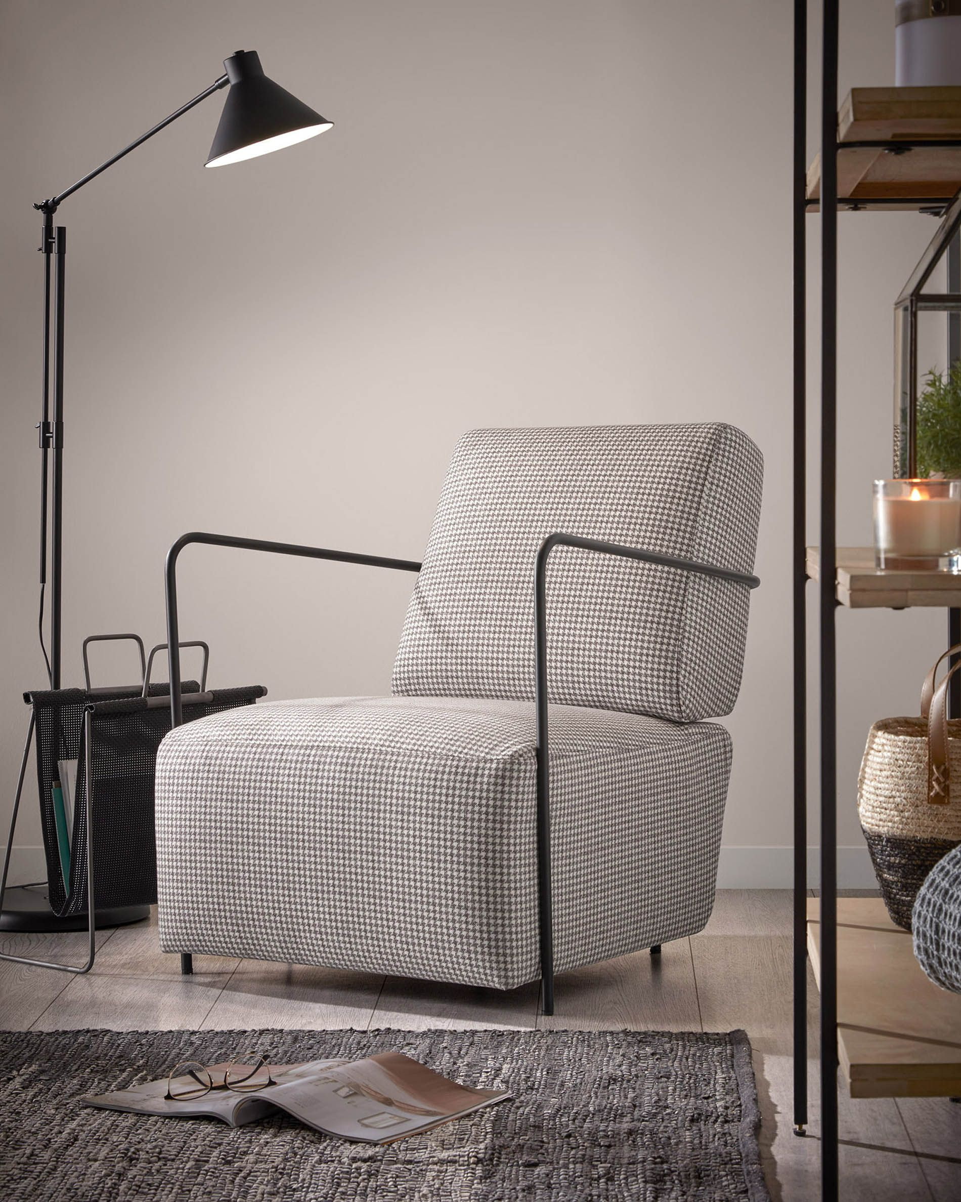 Kave Home Vloerlamp 'Dione' 220cm, kleur Zwart