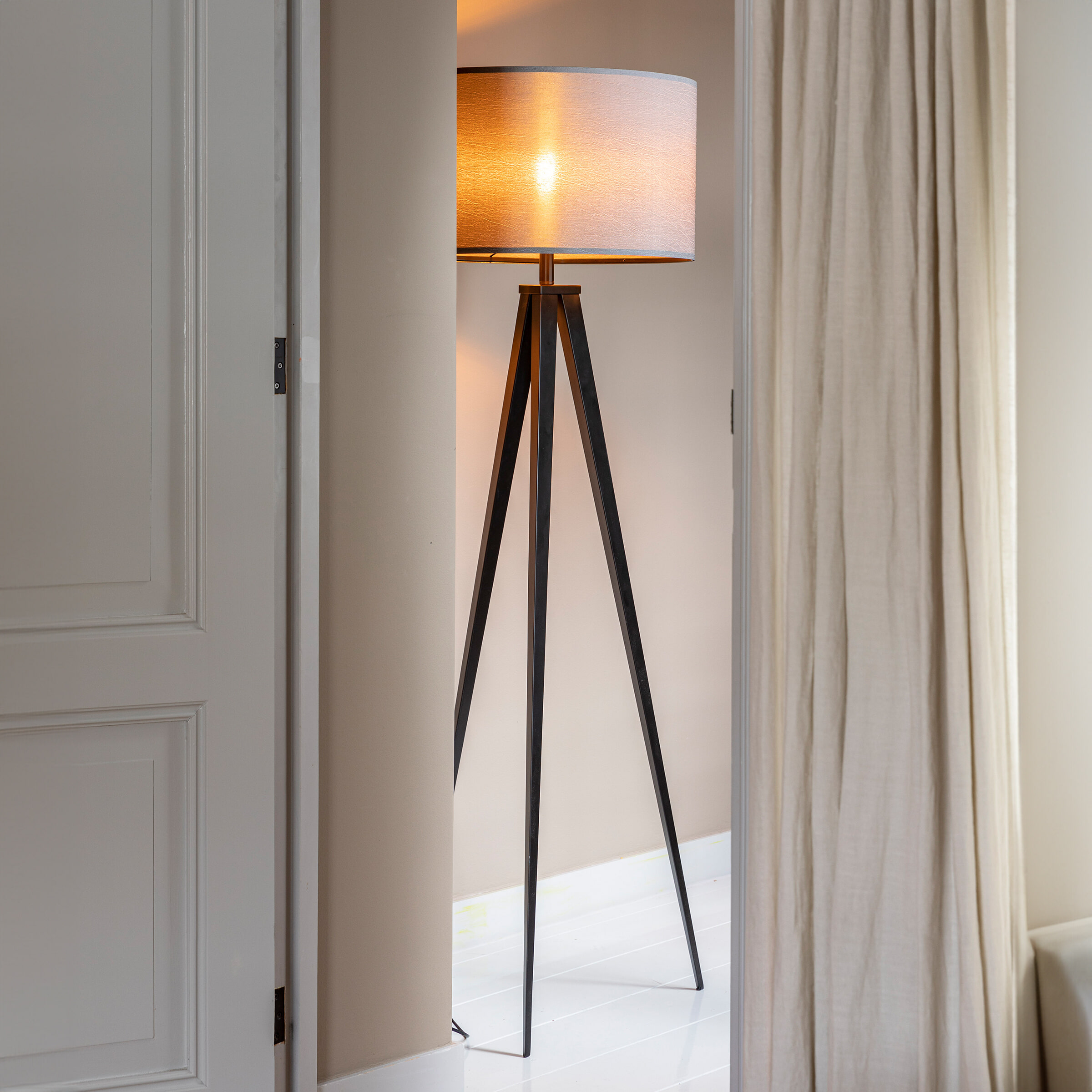 Zuiver Vloerlamp 'Tripod' 157cm