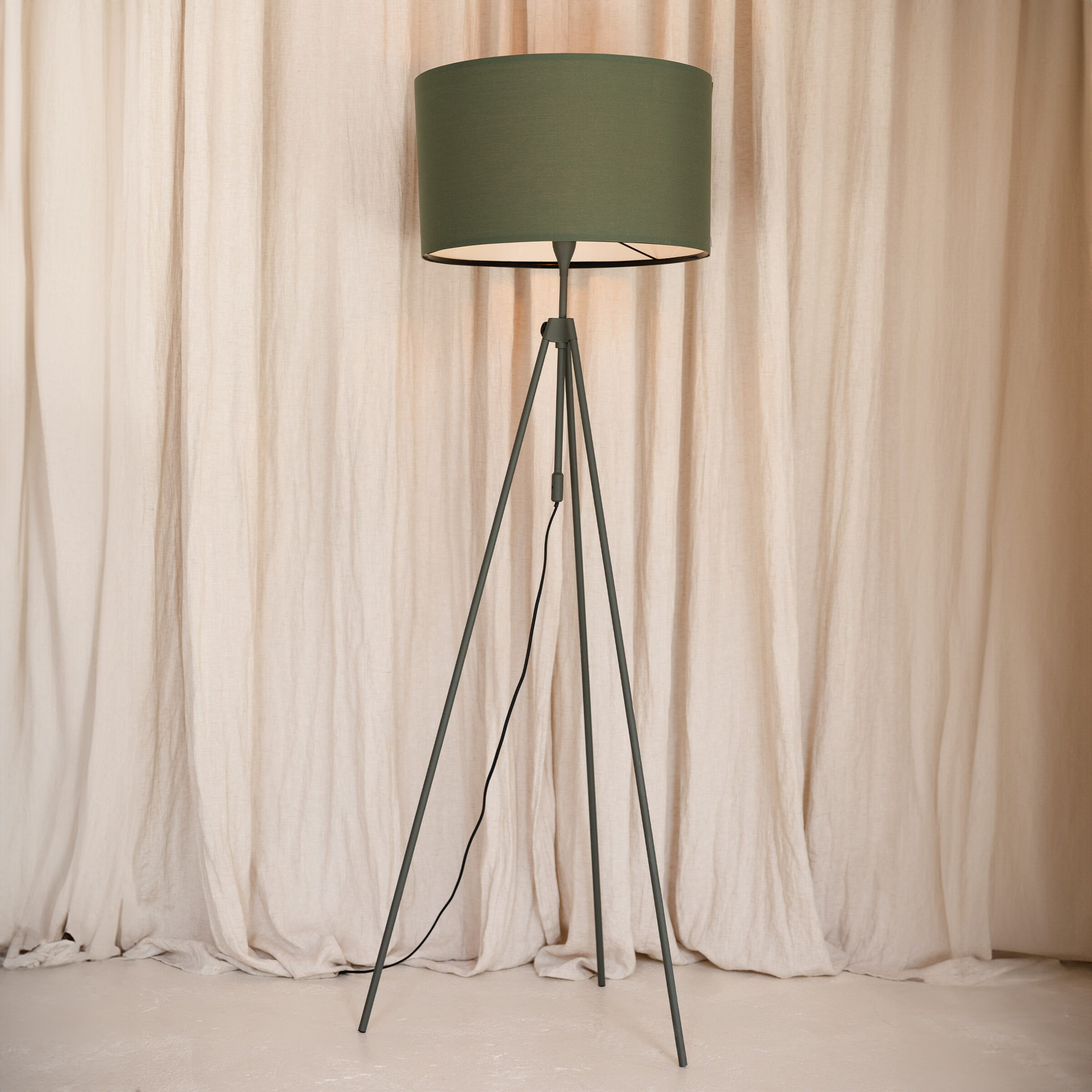 Zuiver Verstelbare Vloerlamp 'Lesley' 153-181cm, kleur Groen