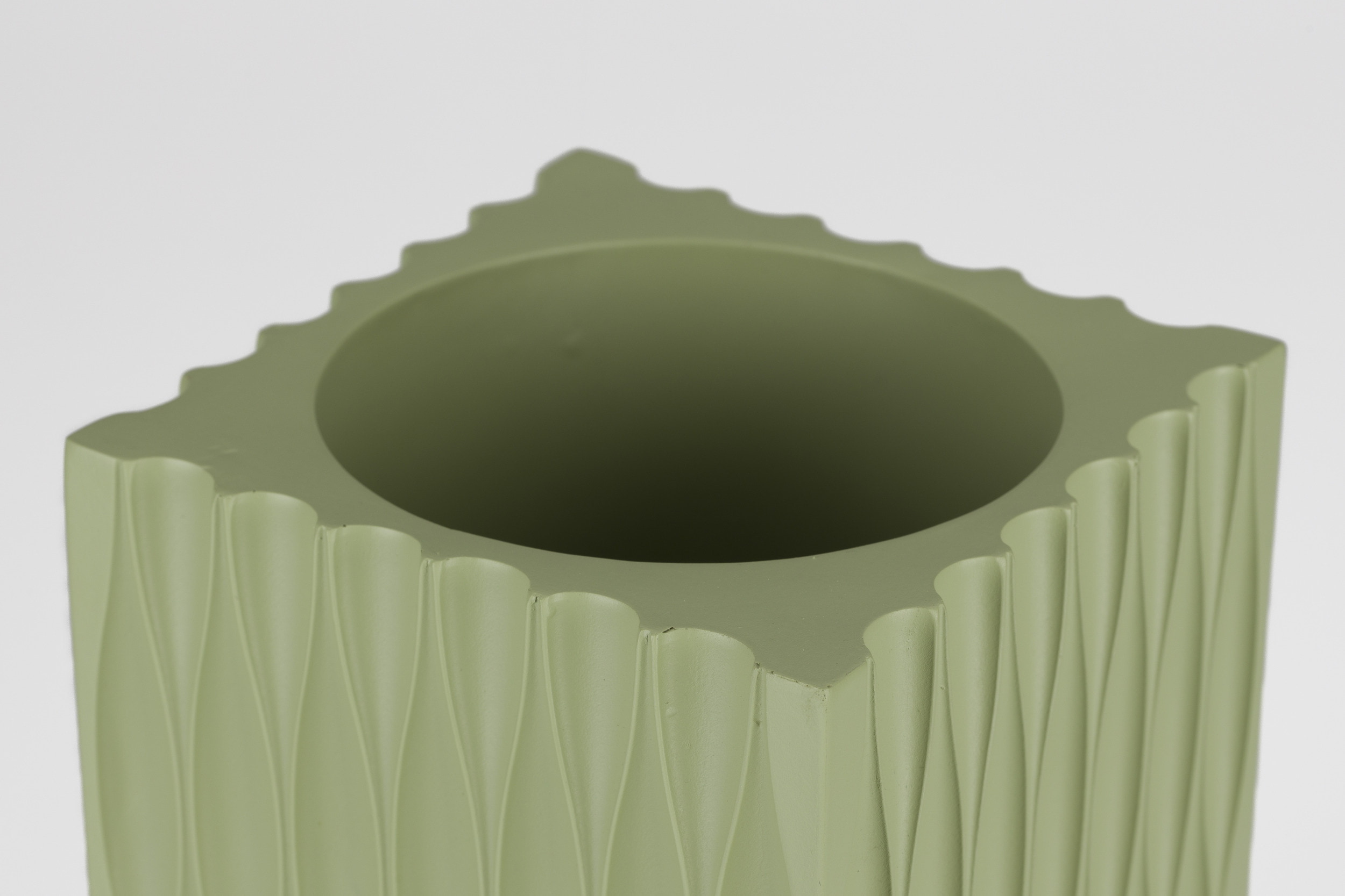 Zuiver Vaas 'Riley' 25cm, kleur Stone Green