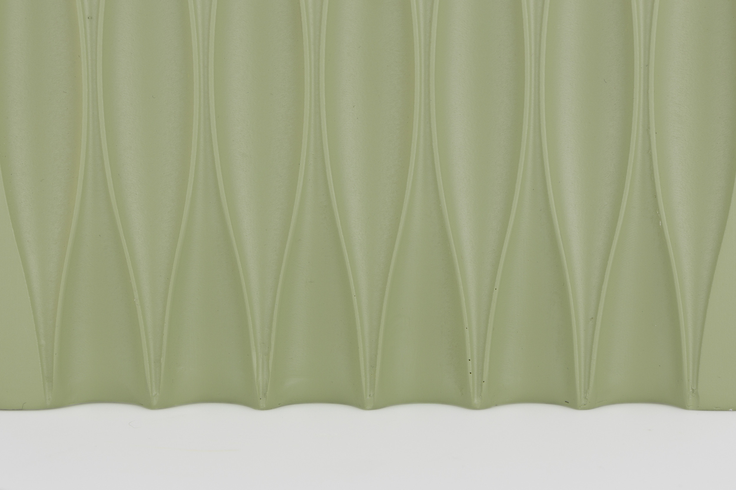 Zuiver Vaas 'Riley' 25cm, kleur Stone Green