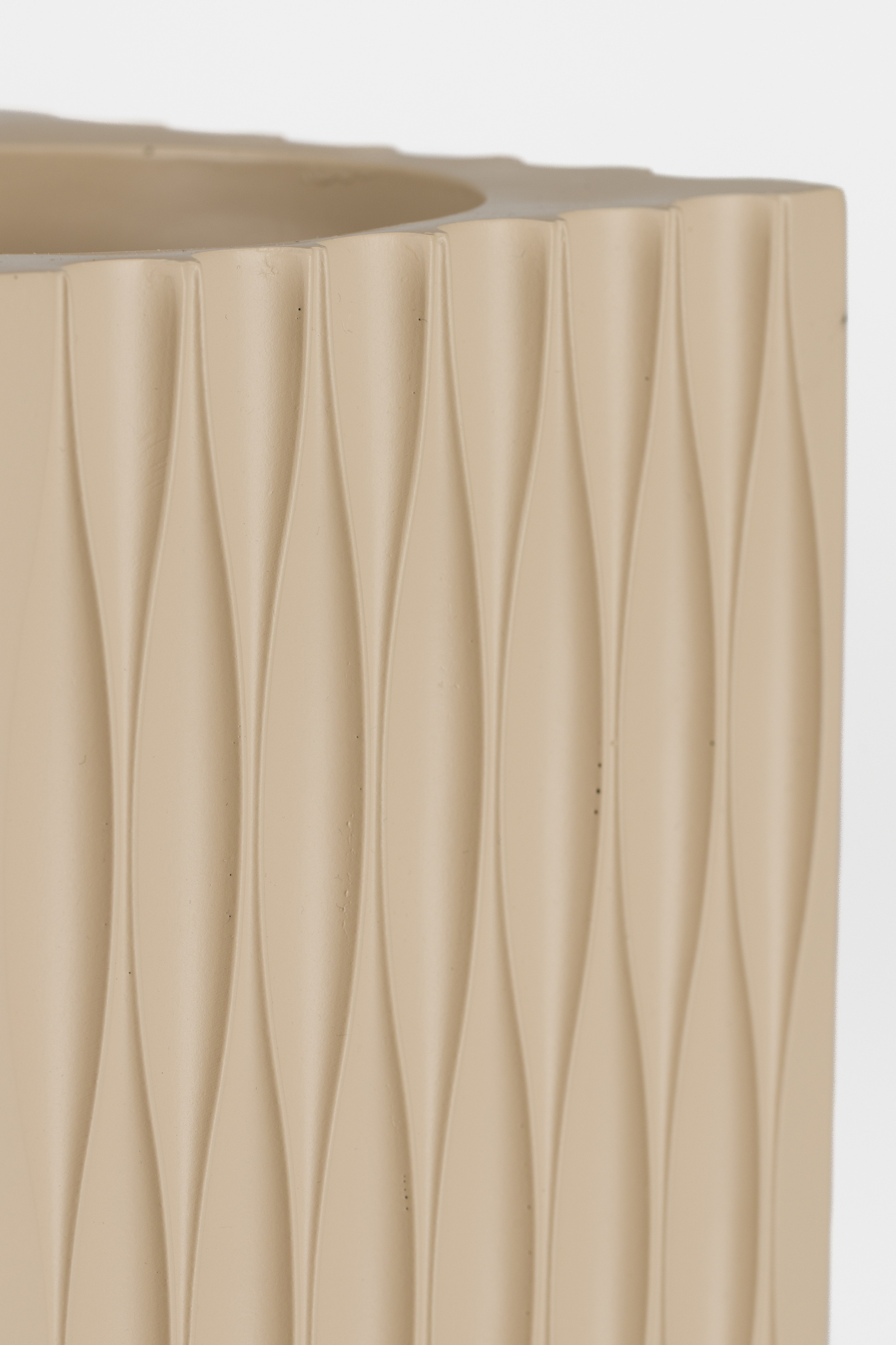 Zuiver Vaas 'Riley' Resin, kleur Beige
