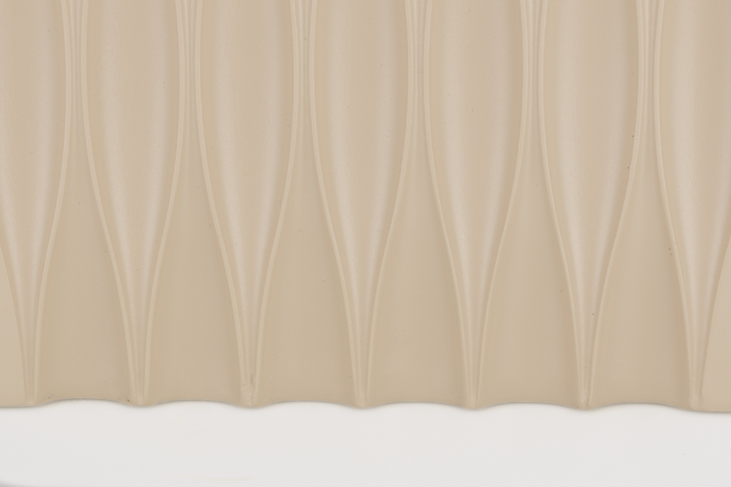 Zuiver Vaas 'Riley' Resin, kleur Beige