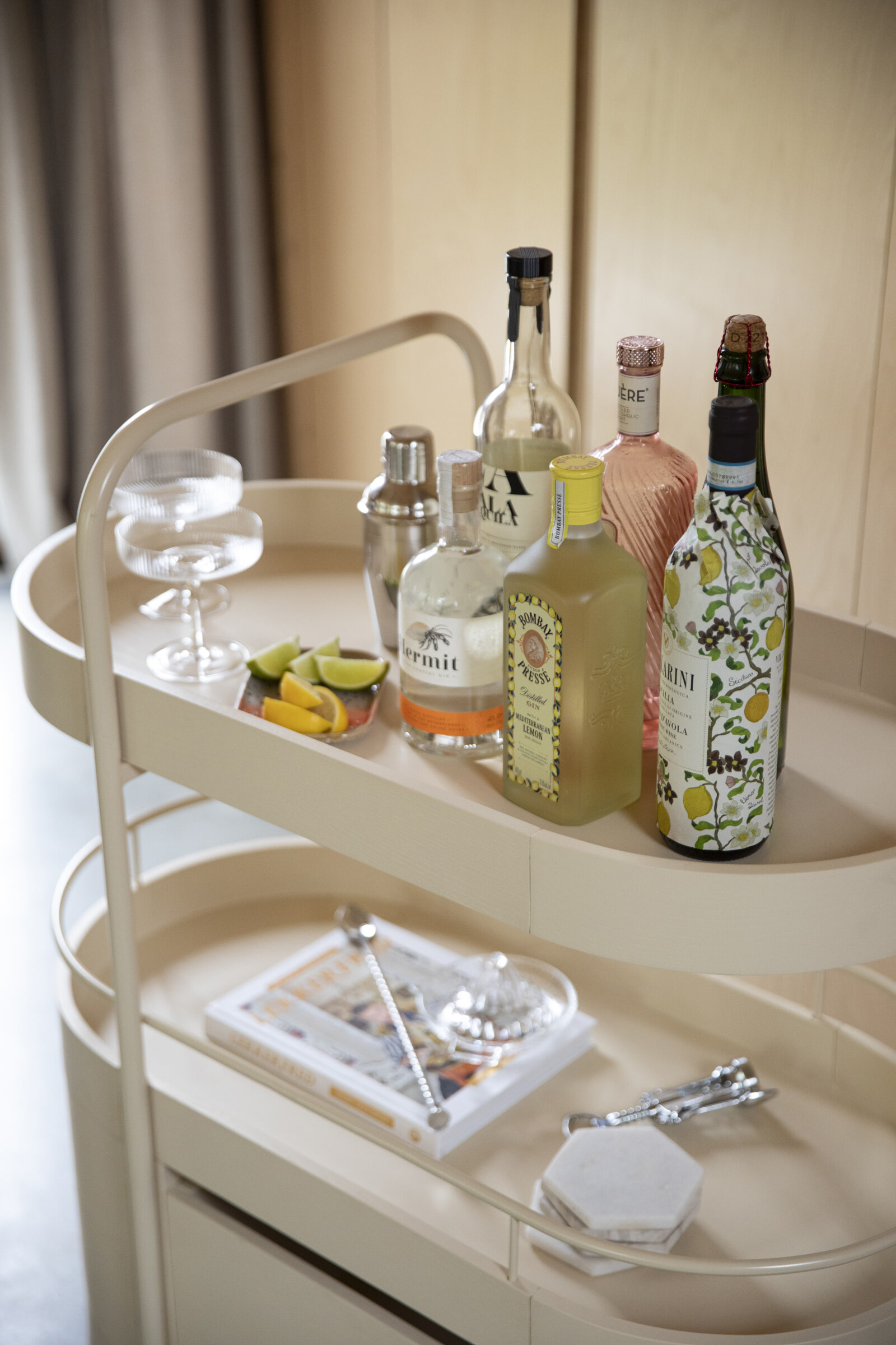 ウイングトップ50 leiri hygge エルム　わんわん Zuiver Trolley Wim Eikenhout, 85 x 53cm - 1000168 • Sohome