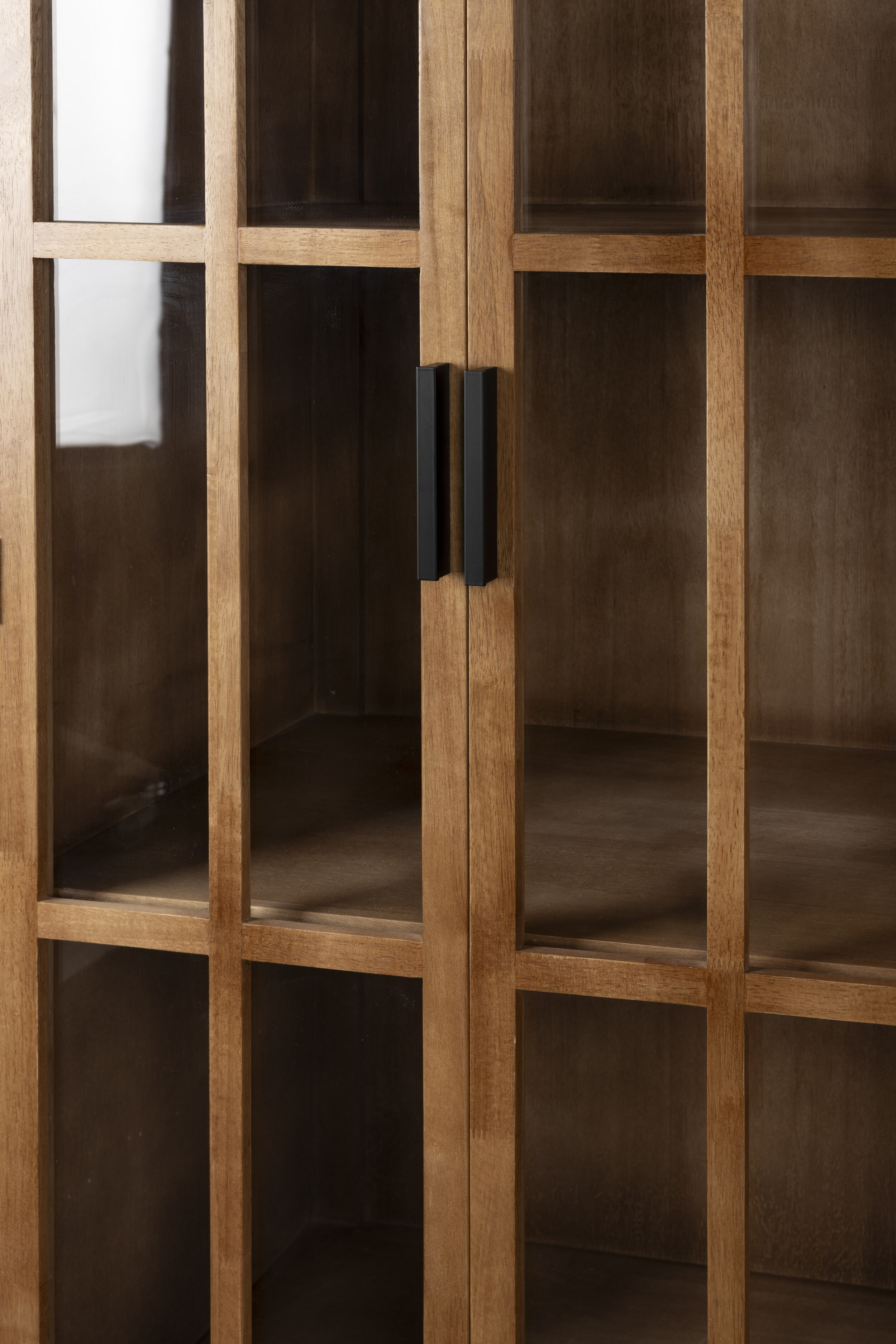 ZILT Vitrinekast 'Marlinda' Rubberhout, 140 x 80cm