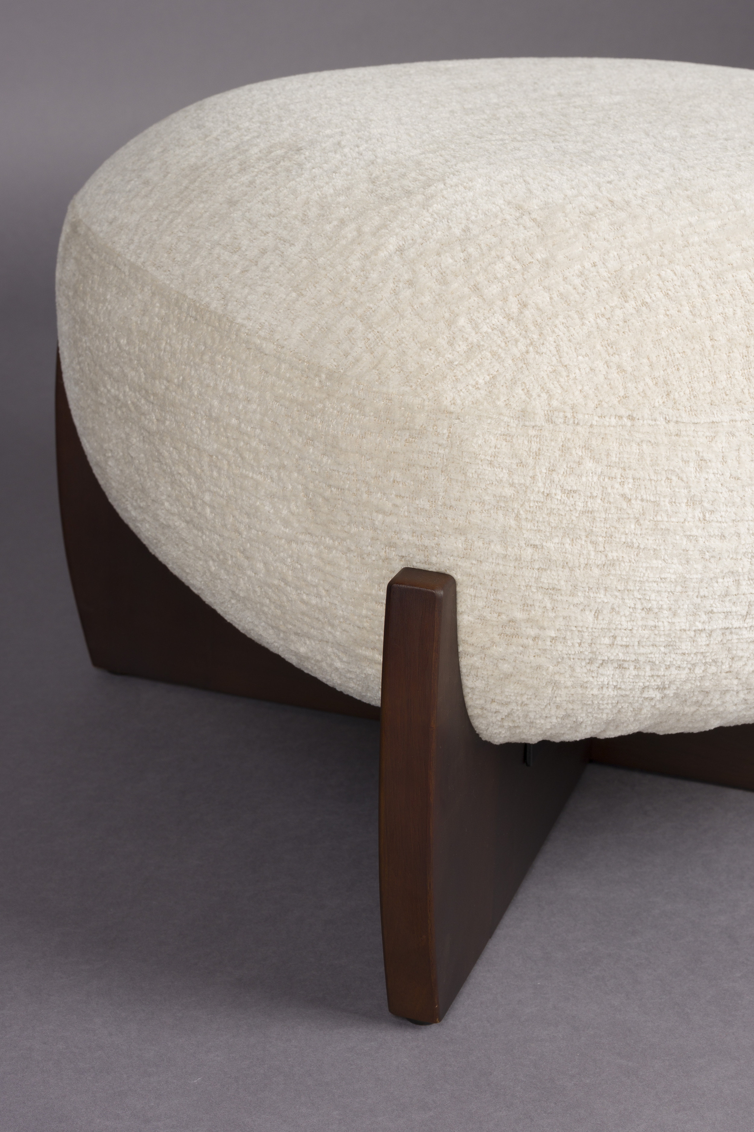 Dutchbone Hocker 'Emilius' Bouclé en rubberhout
