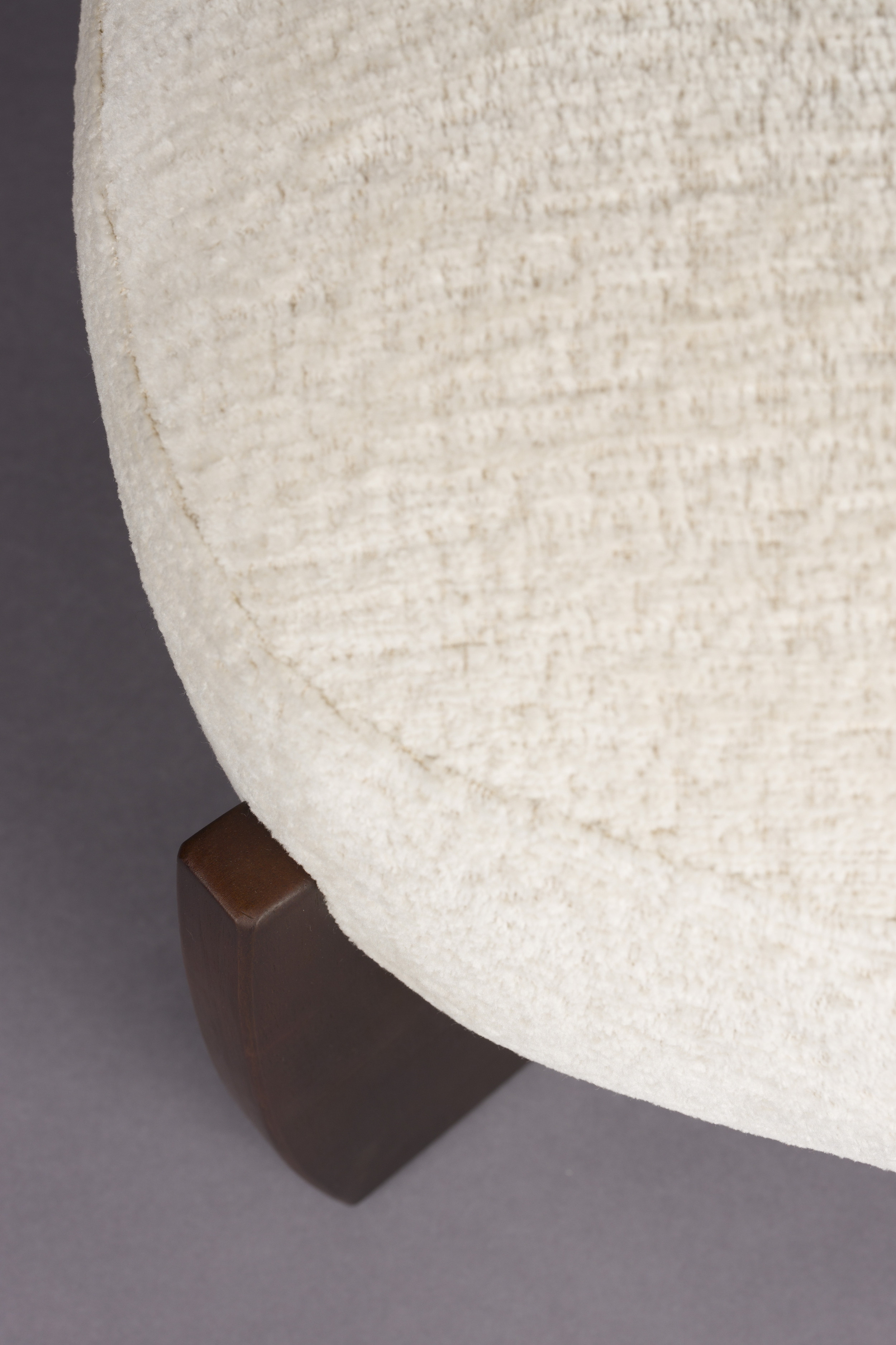 Dutchbone Hocker 'Emilius' Bouclé en rubberhout