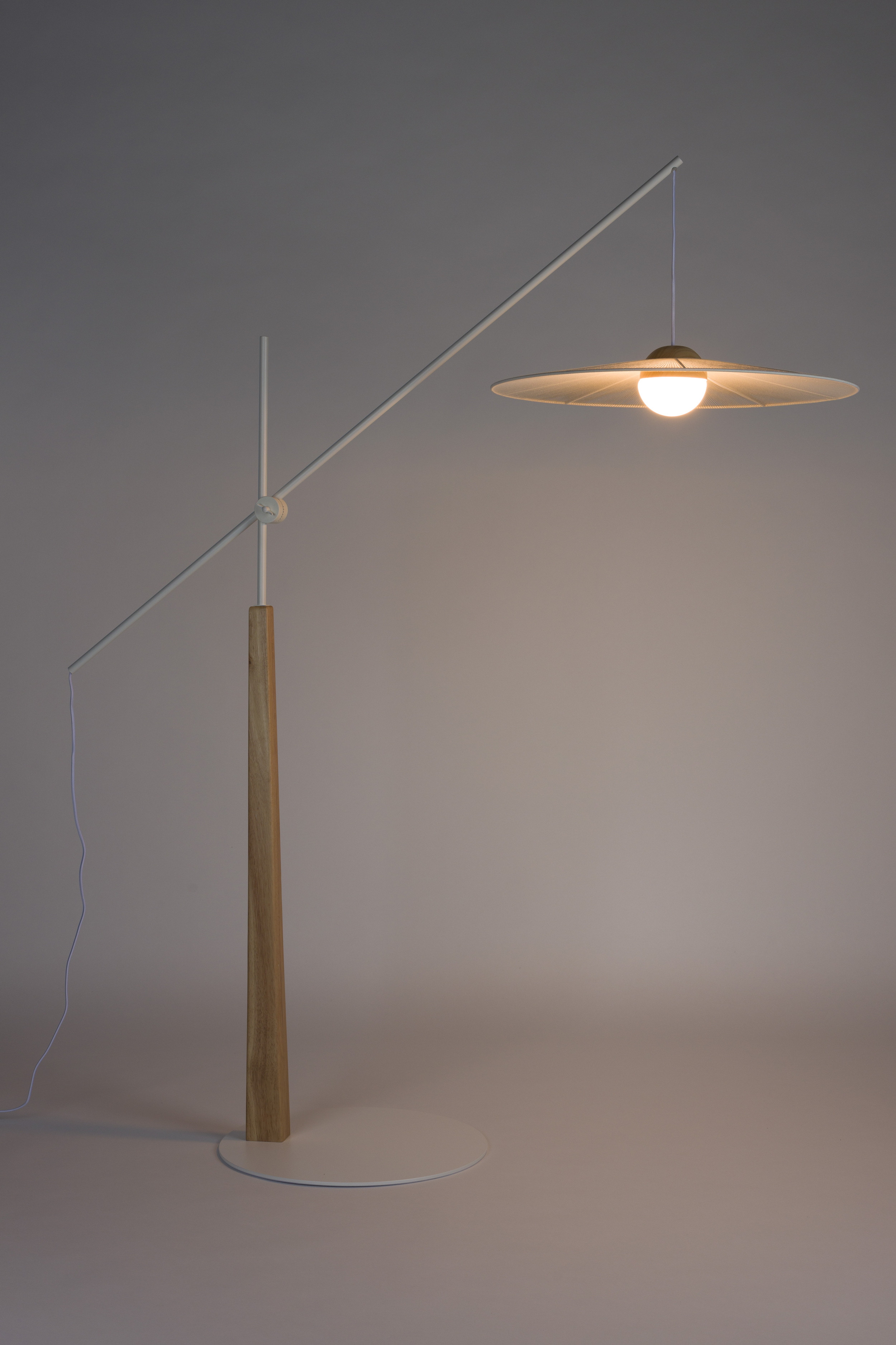 Zuiver Verstelbare Vloerlamp 'Belle' 200cm, kleur Beige