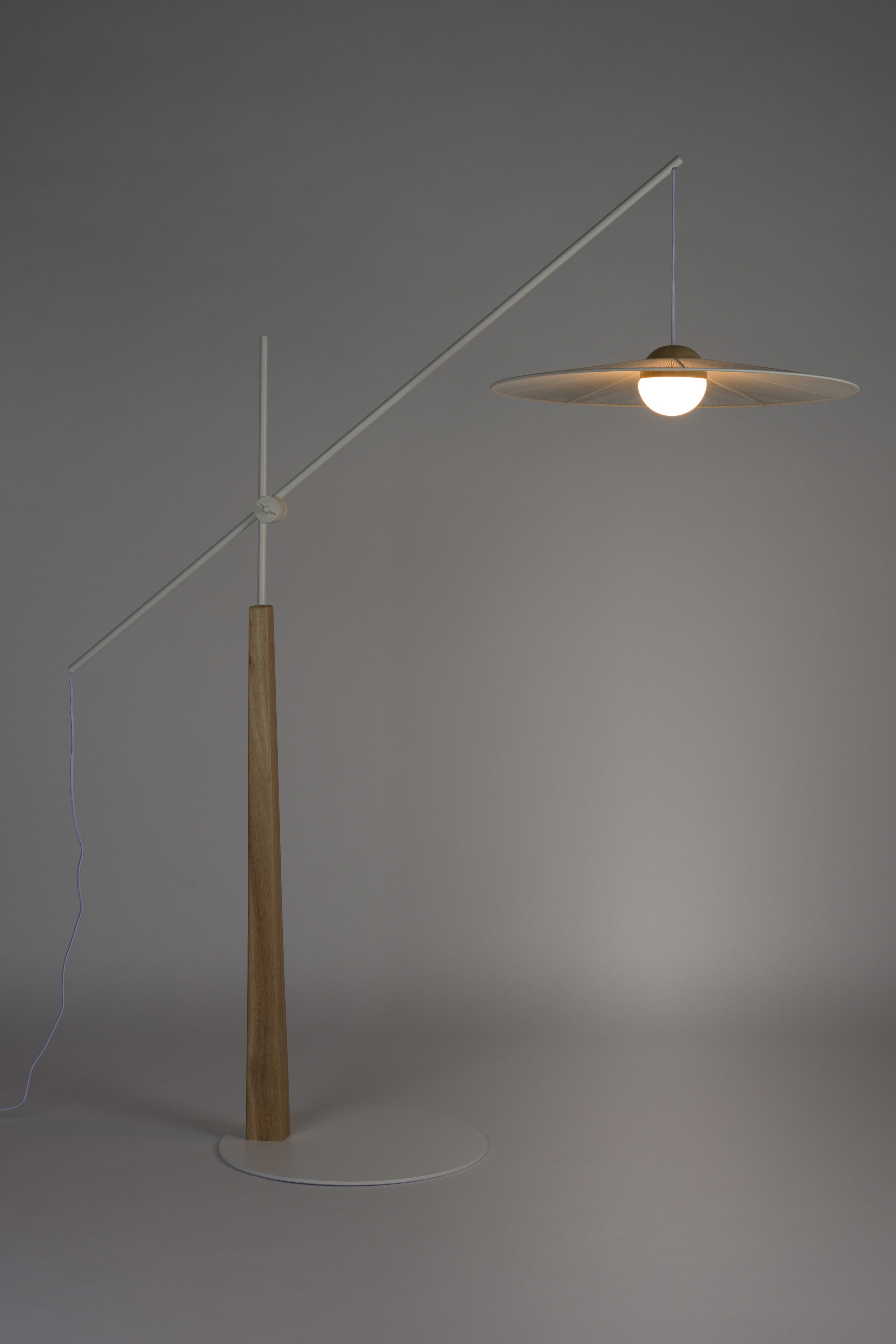 Zuiver Verstelbare Vloerlamp 'Belle' 200cm, kleur Beige