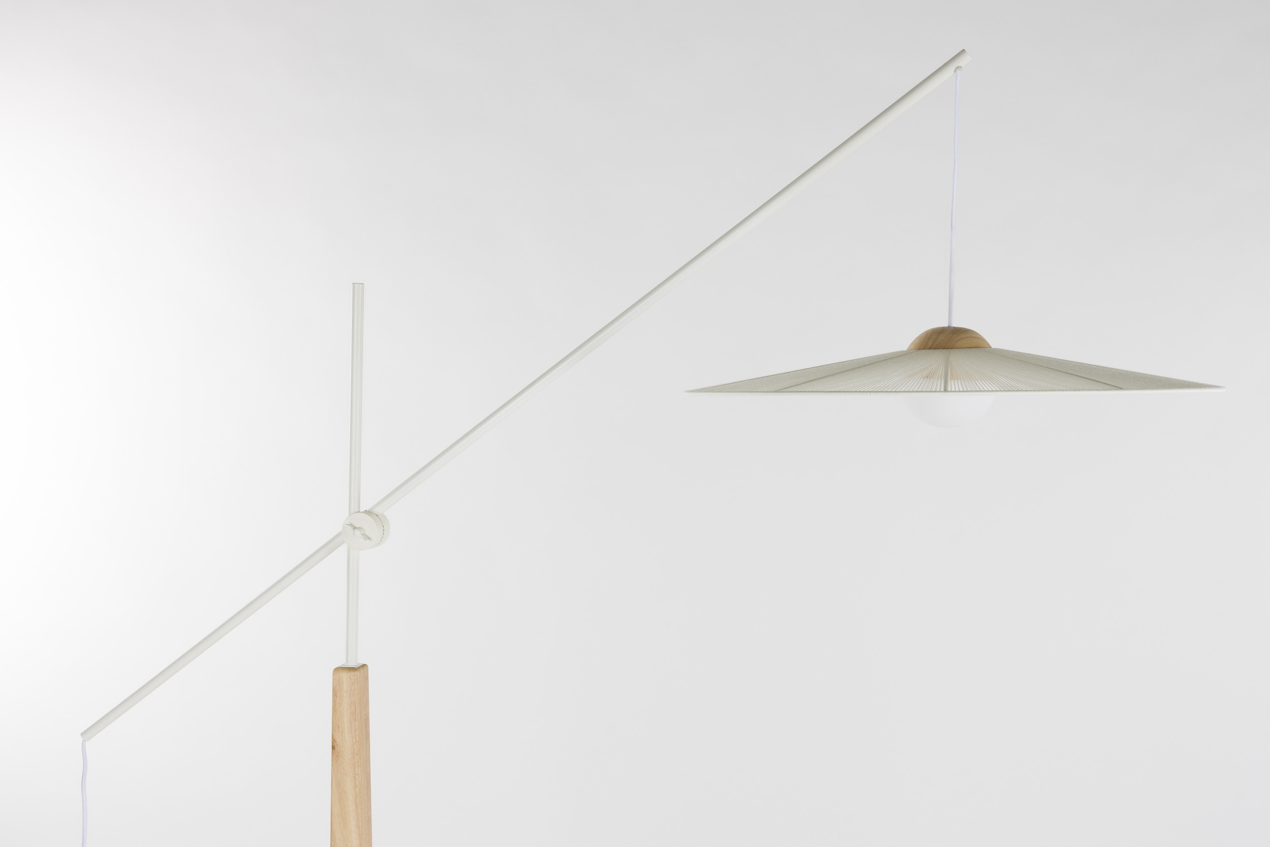 Zuiver Verstelbare Vloerlamp 'Belle' 200cm, kleur Beige