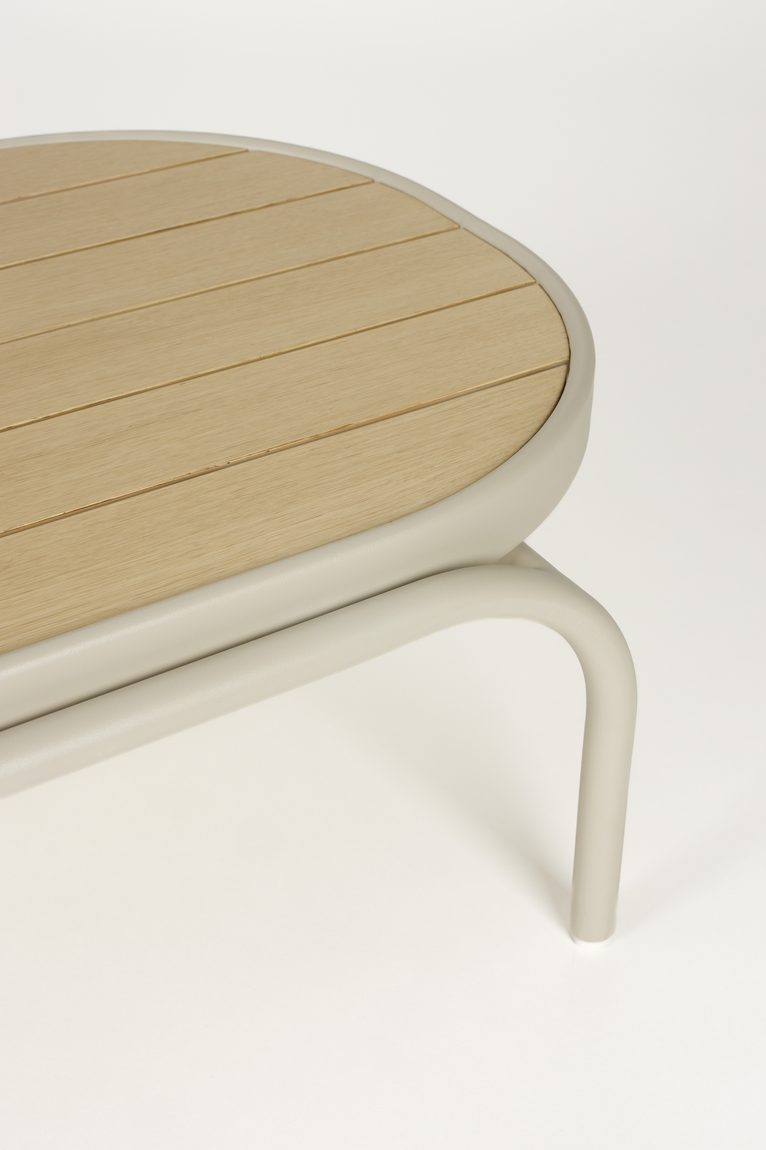 Zuiver Outdoor Ovale Salontafel 'Vista' 110 x 62cm