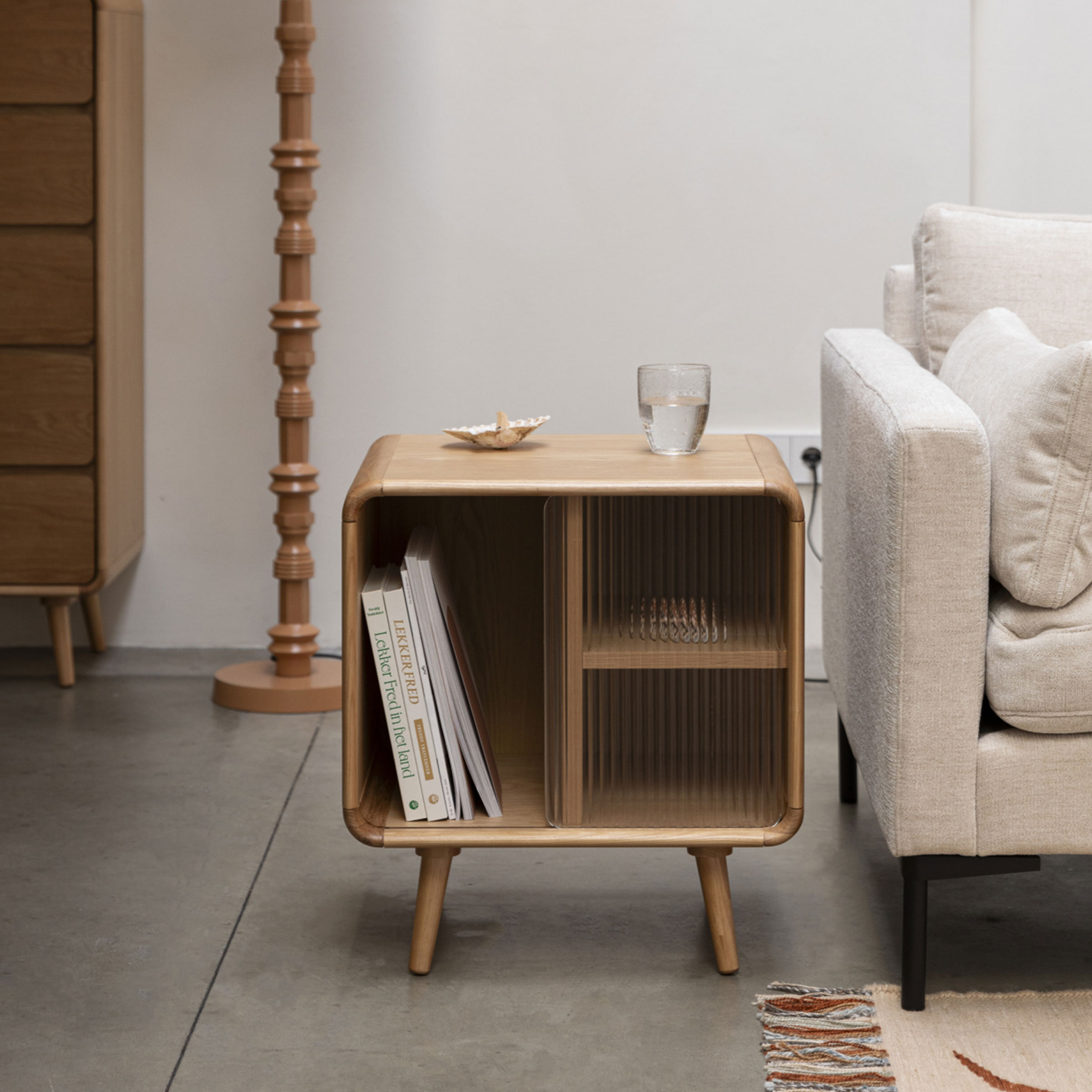 Zuiver Bijzettafel/Nachtkastje 'Rise' Essen en rubberhout, 50 x 40cm