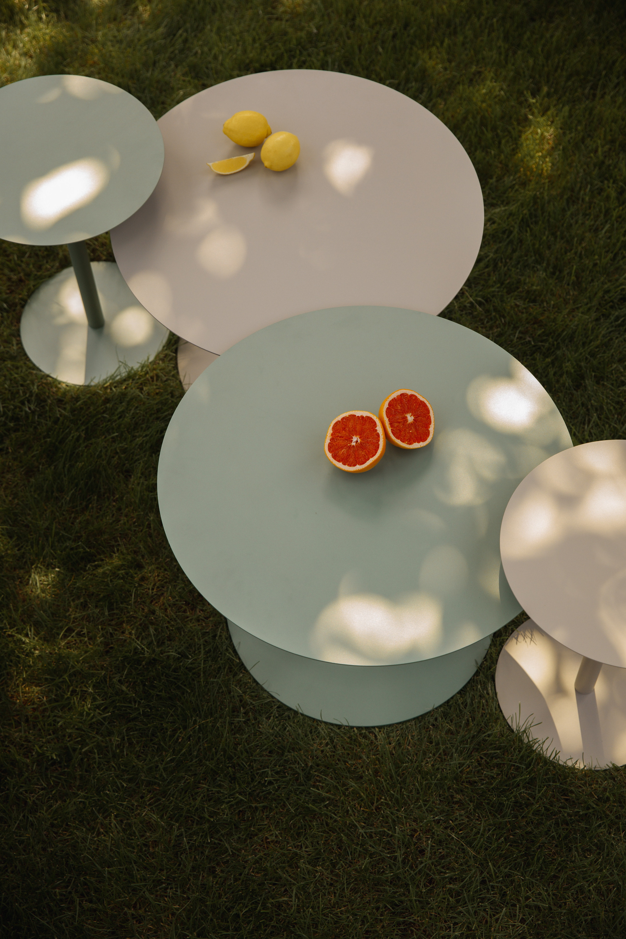 Zuiver Outdoor Salontafel 'Snow' 60cm, kleur Desert Sage