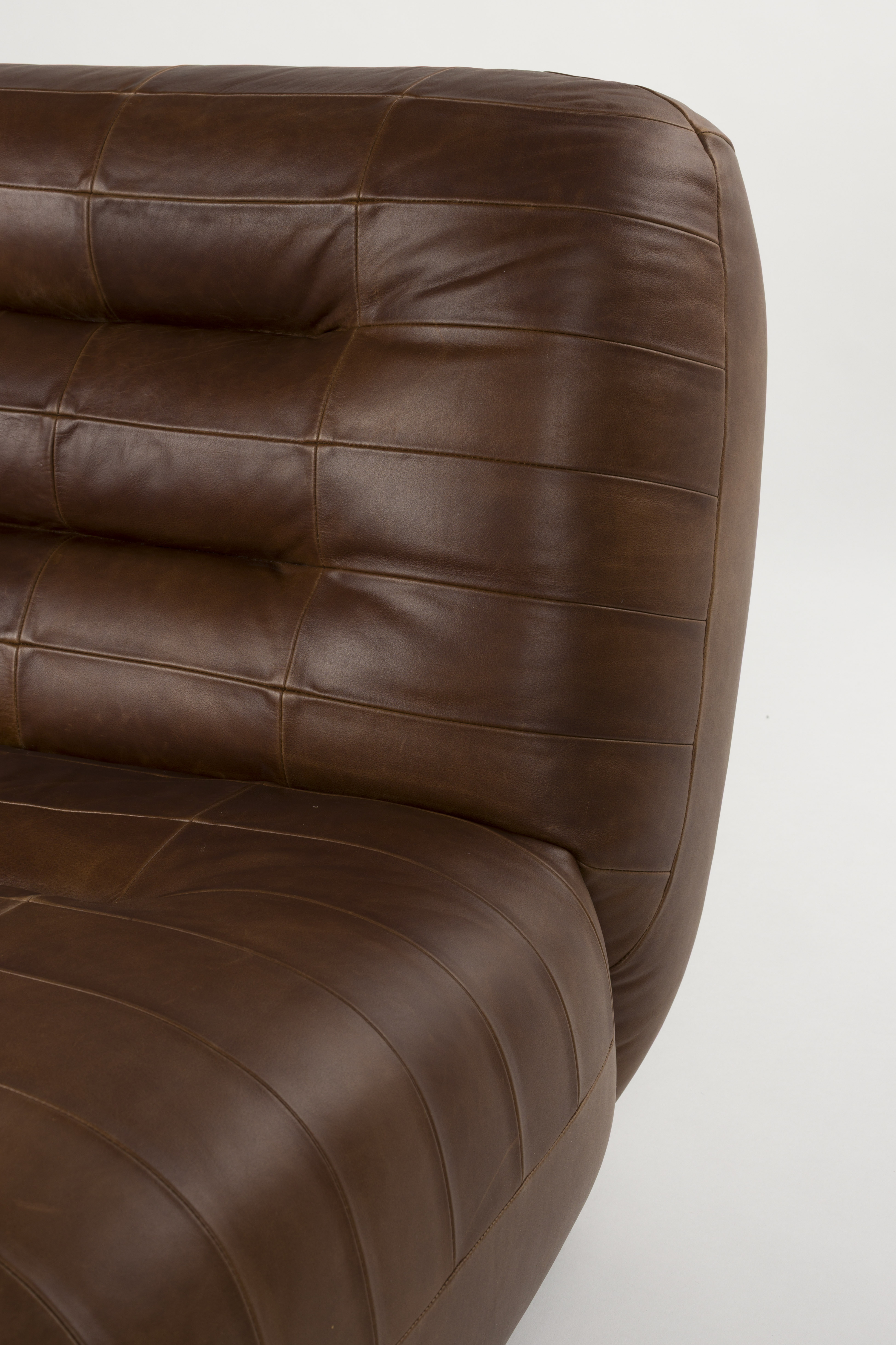 Dutchbone Fauteuil 'Wyatt' Wax Leder, kleur Chocolate