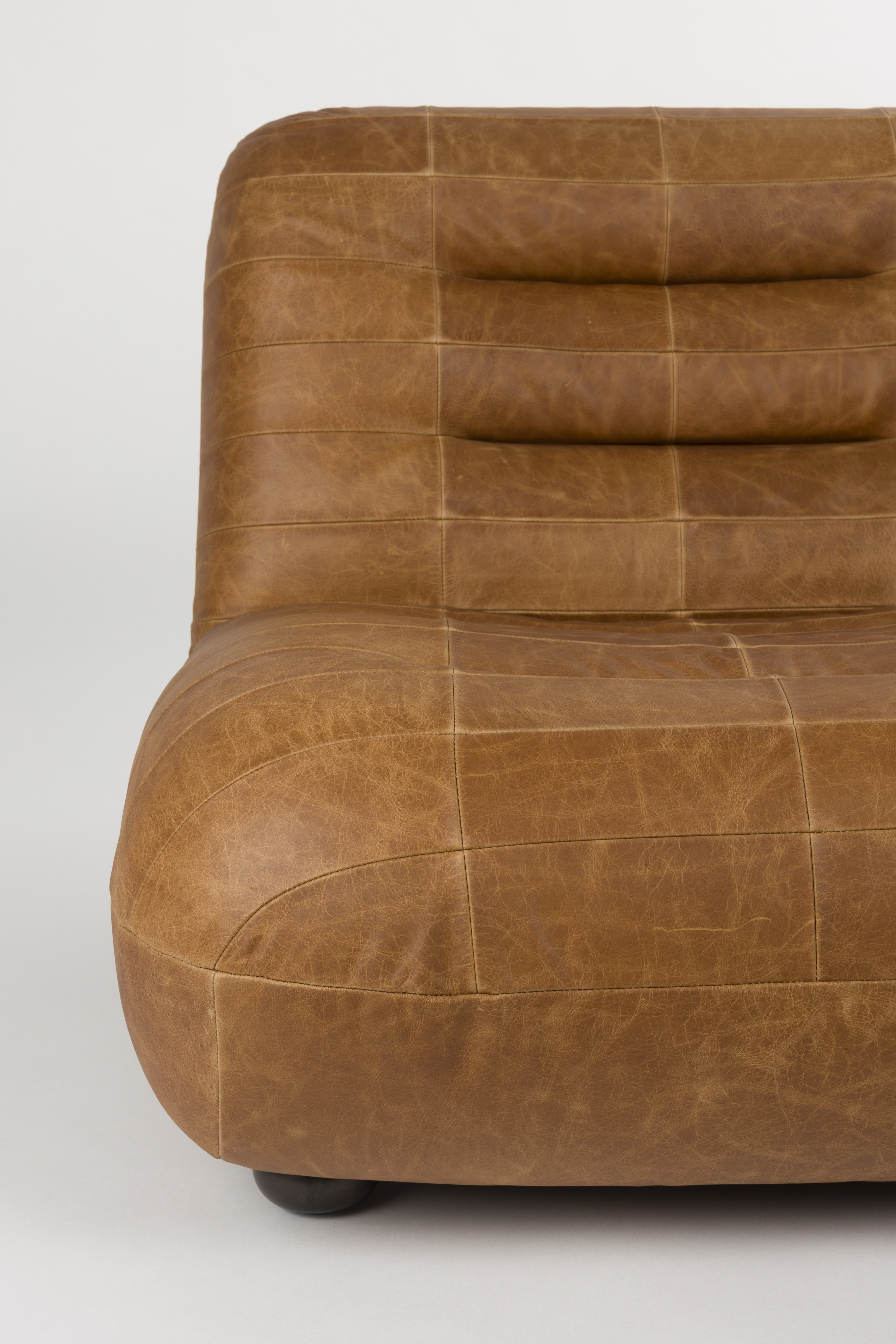 Dutchbone Fauteuil 'Wyatt' Wax Leder, kleur Cognac