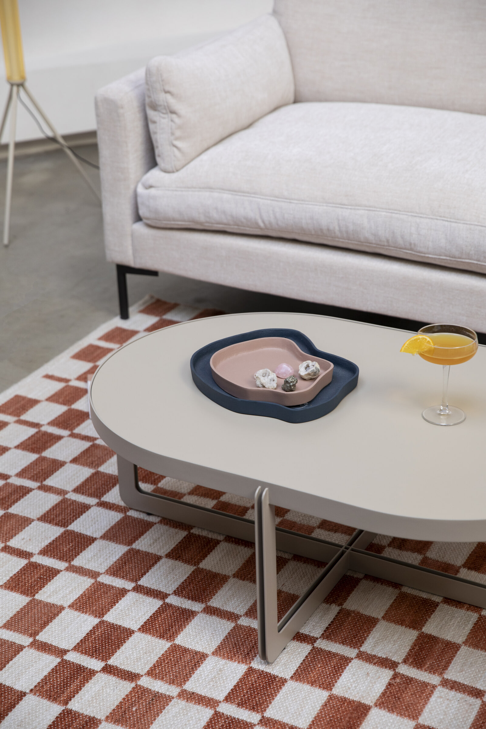 Zuiver Ovale Salontafel 'Centre' 102 x 68cm, kleur Beige