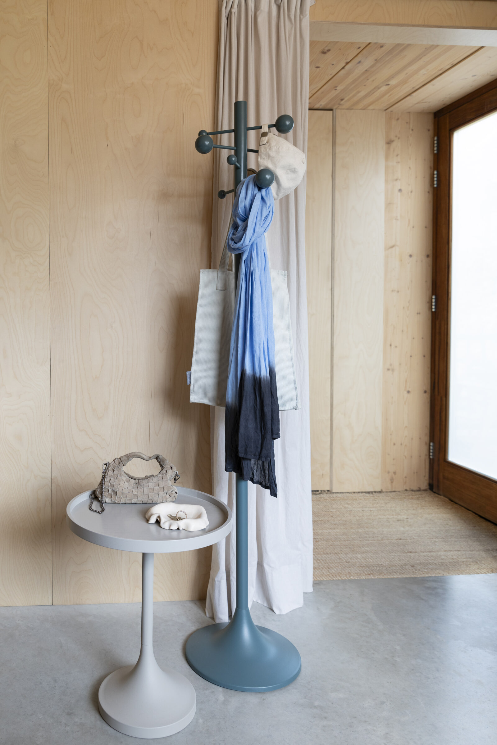 Zuiver Staande Kapstok 'Jason' 175cm hoog, kleur Blauw