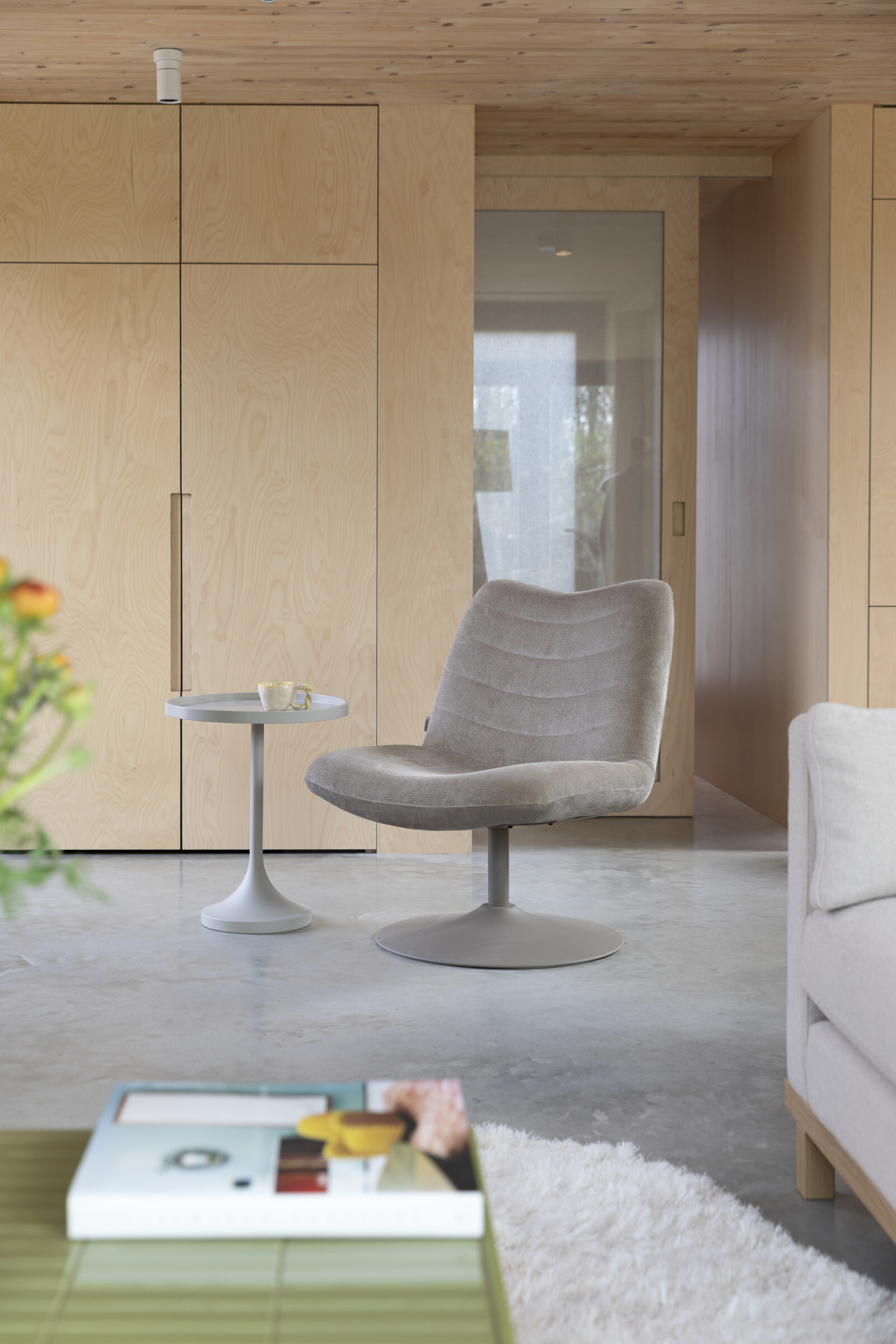 Zuiver Ronde Bijzettafel 'Jason' 46cm, kleur Beige