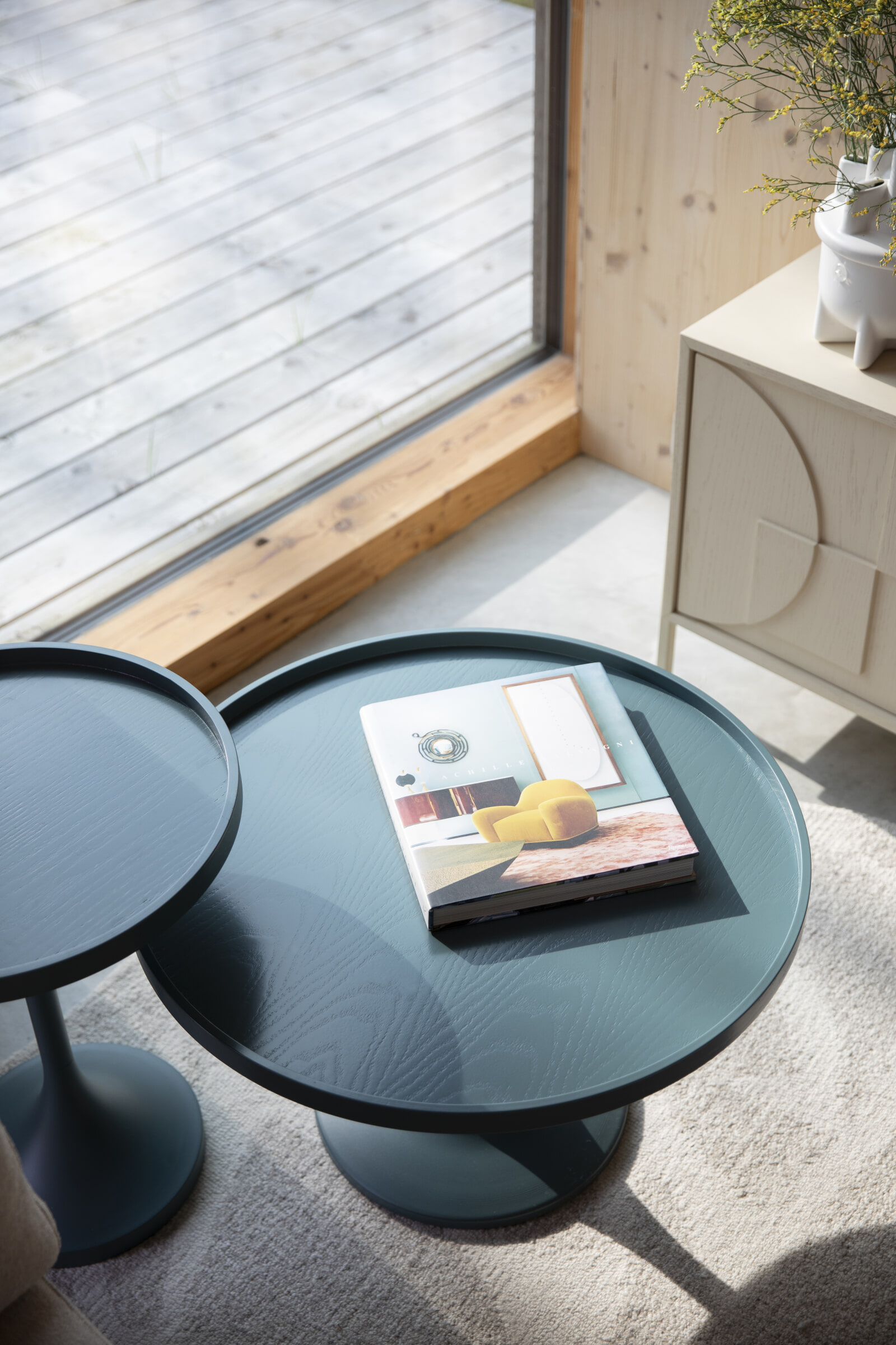Zuiver Ronde Bijzettafel 'Jason' 46cm, kleur Beige