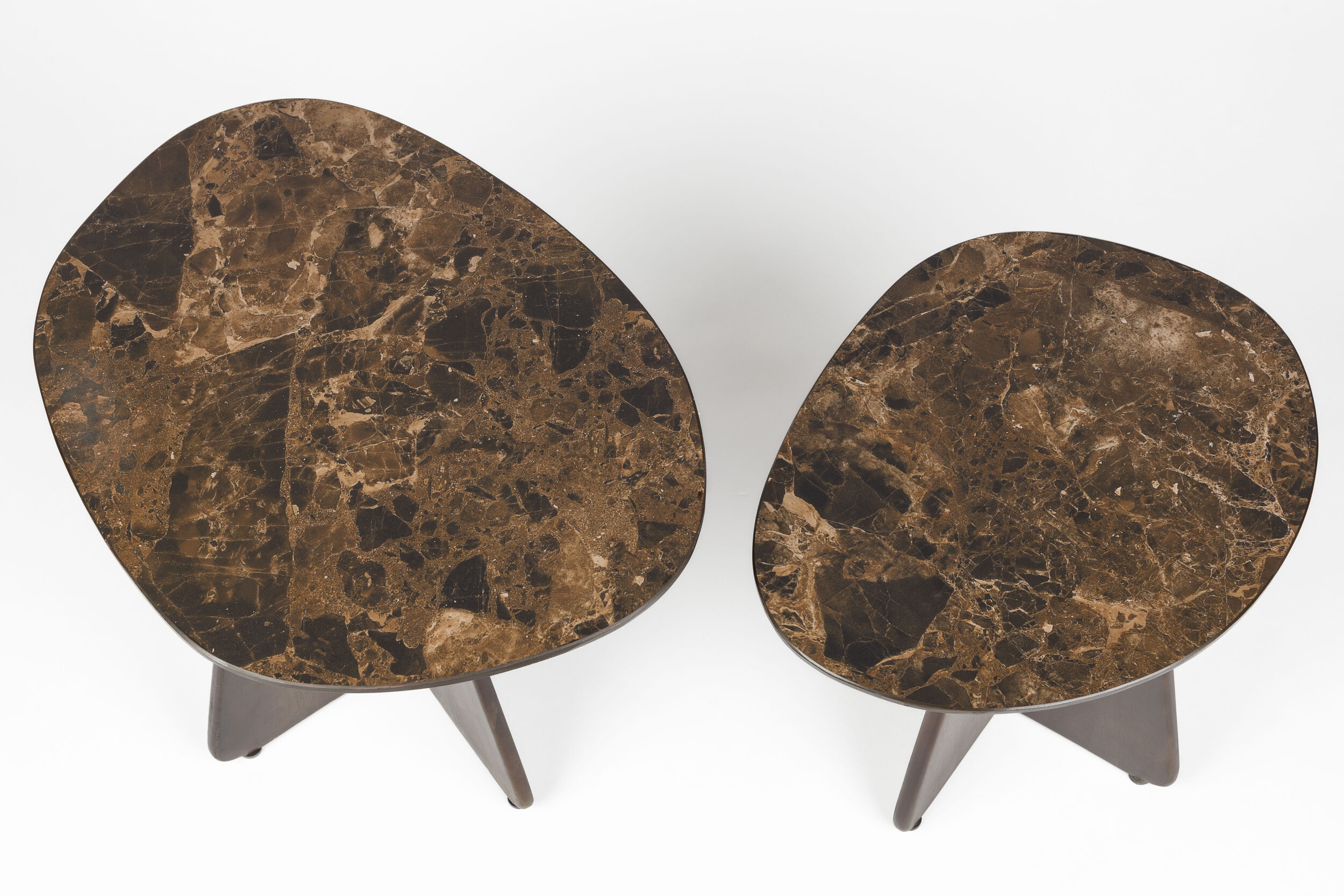 ZILT Organische Bijzettafel 'Rissa' Marmer en mangohout, Set van 2 stuks