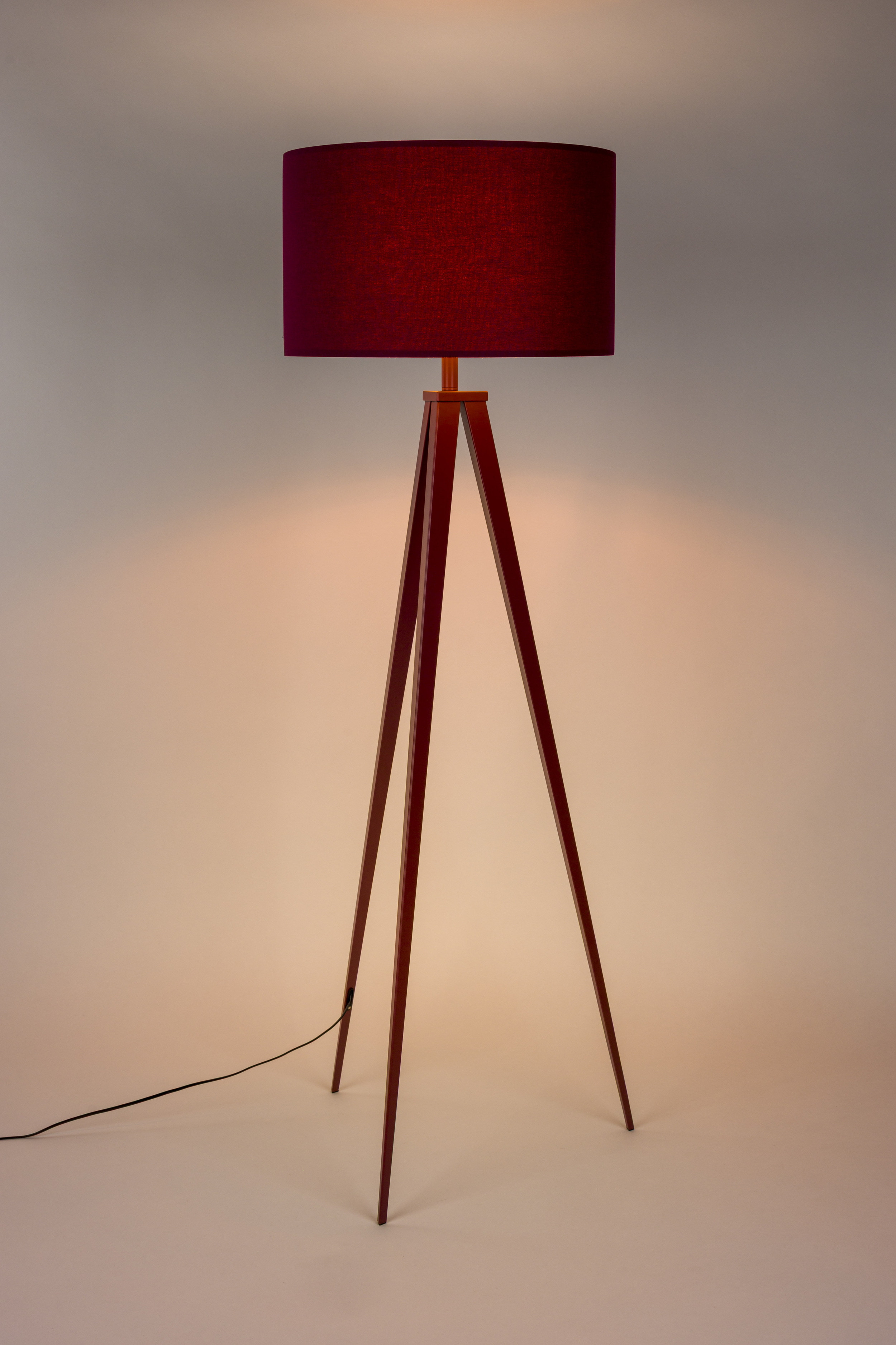 Zuiver Vloerlamp 'Tripod' 157cm, kleur Marsala