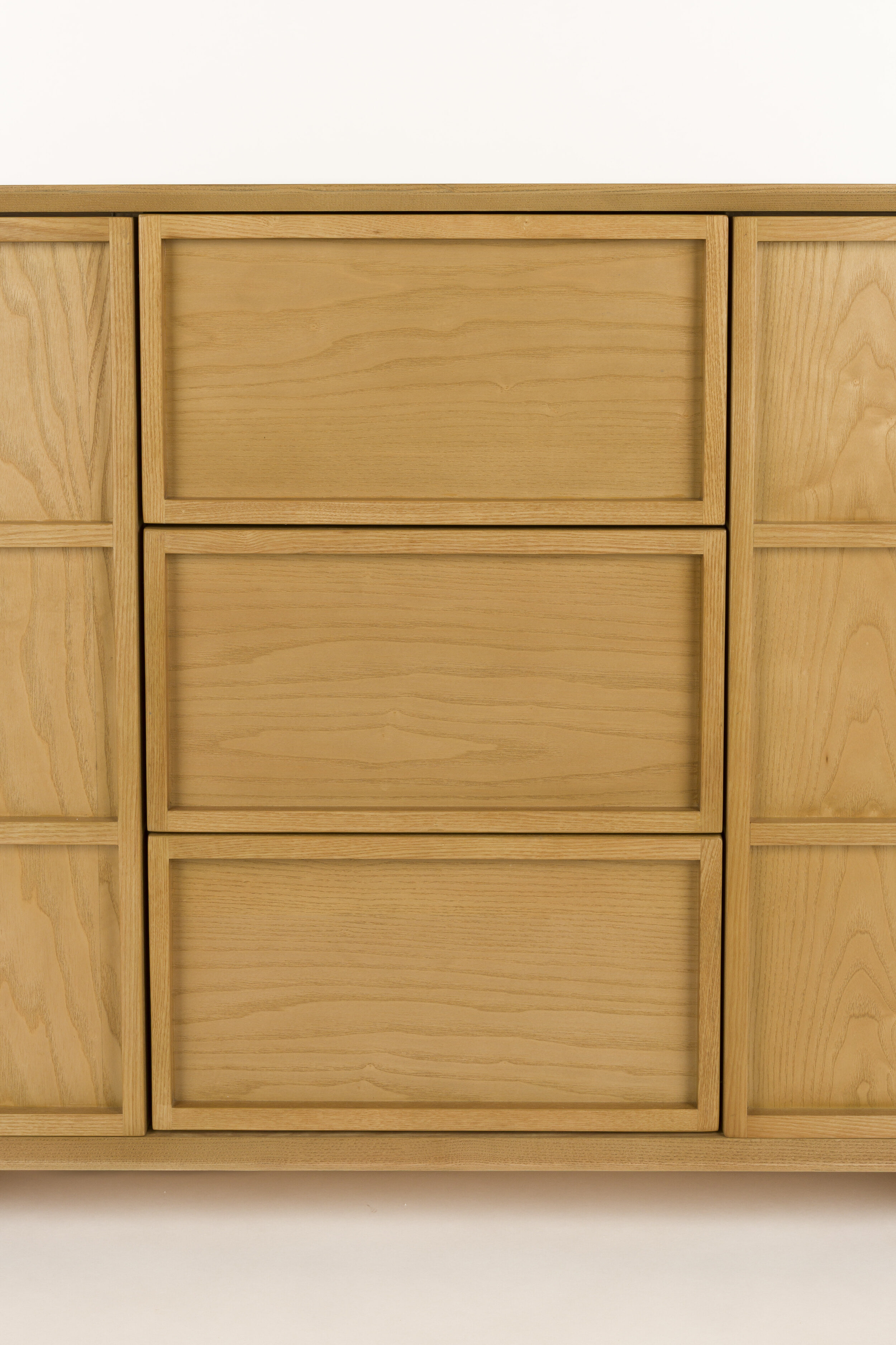 Zuiver Dressoir 'Raster' Essenhout, 120cm