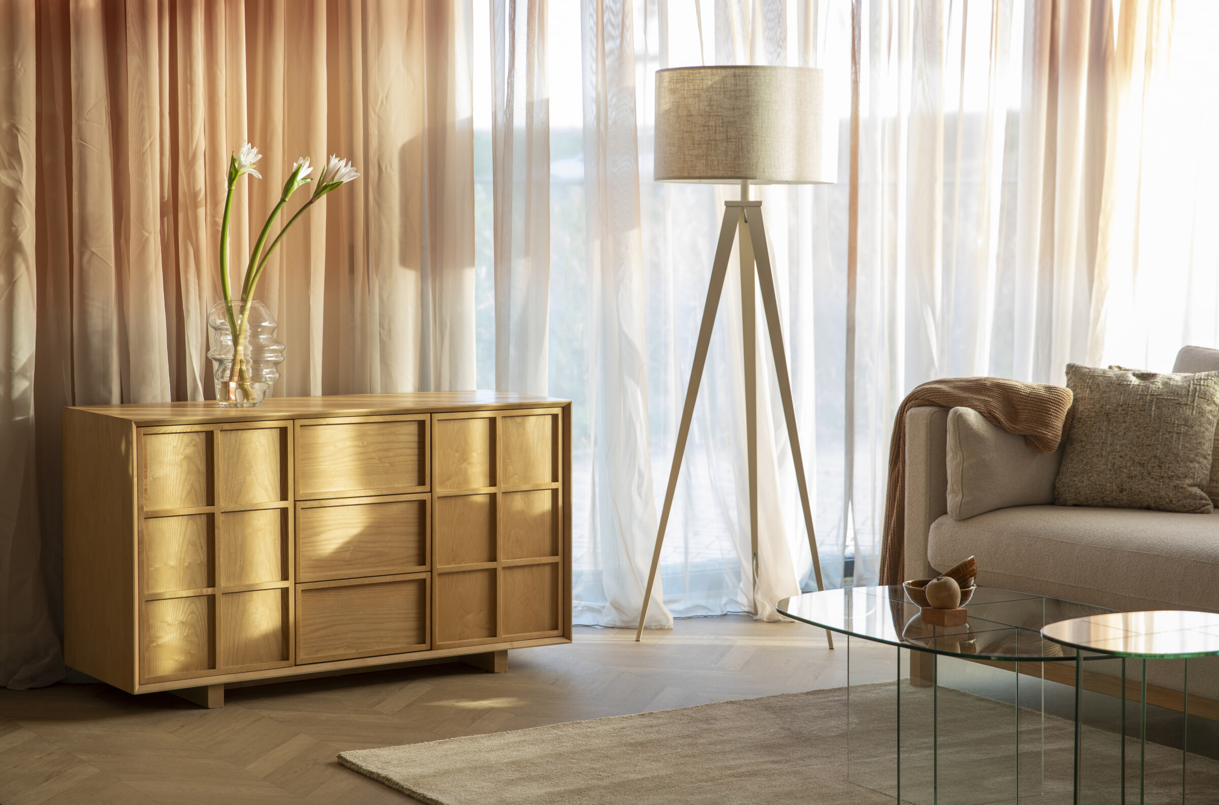 Zuiver Dressoir 'Raster' Essenhout, 120cm