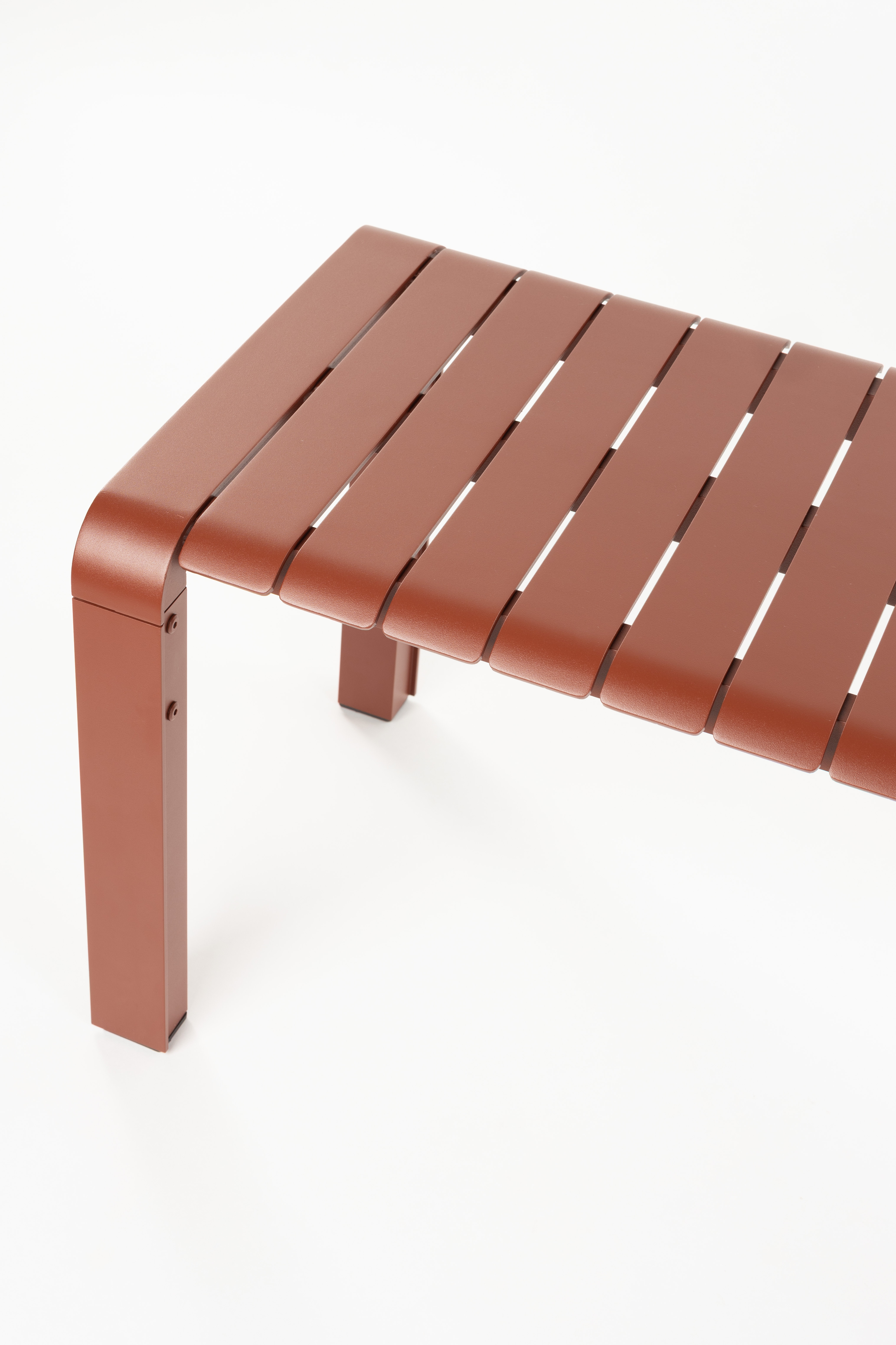 Zuiver Tuinbank 'Vondel' 175cm, kleur Rood