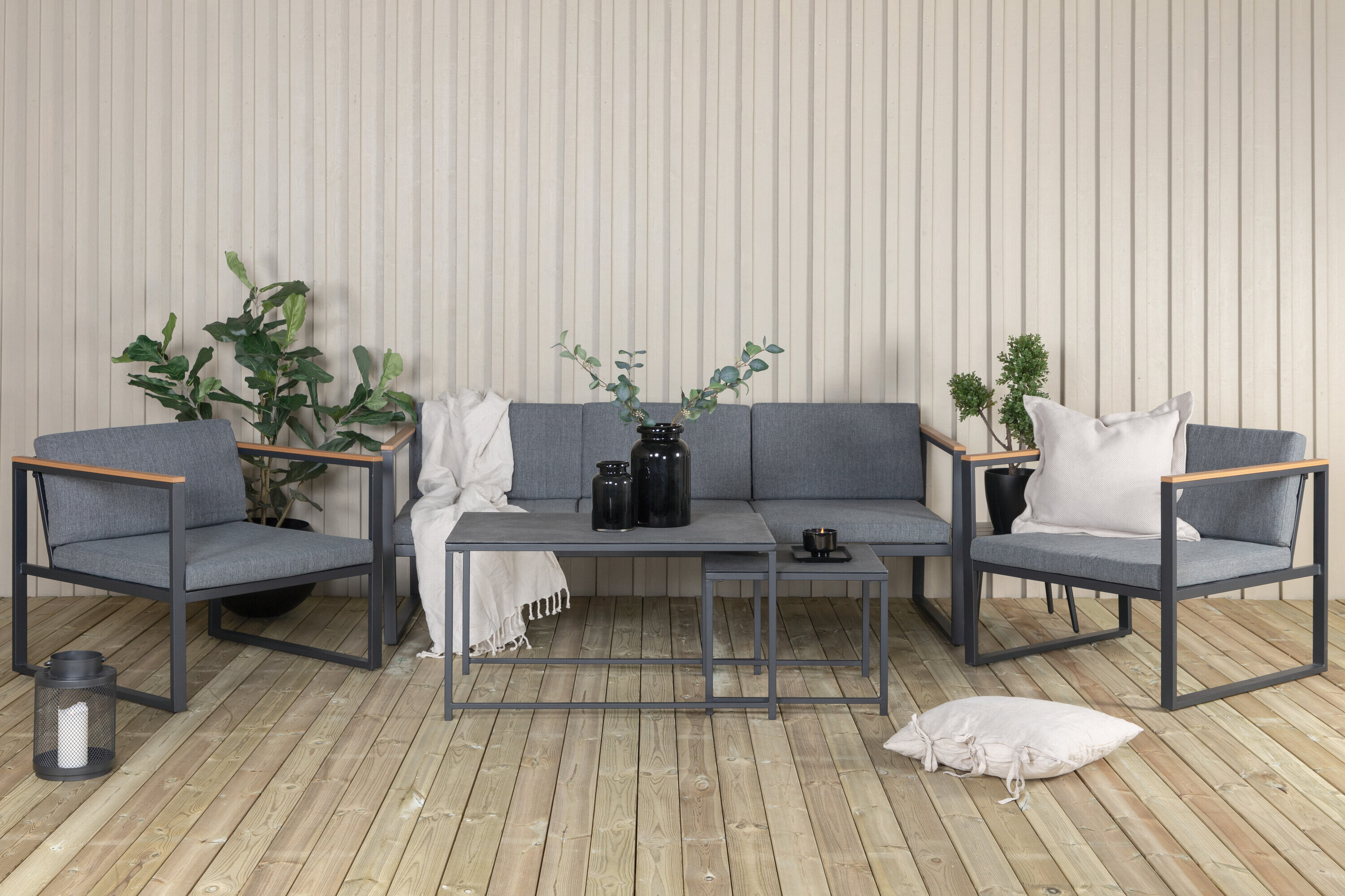 Nohr Loungeset 'Donnesha' Met bank, 2 tafels en 2 fauteuils