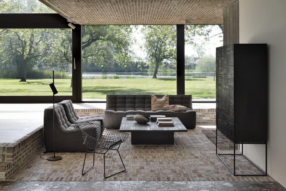 Ethnicraft Opbergkast 'Tabwa' Gevernist Teakhout, 180 x 126cm