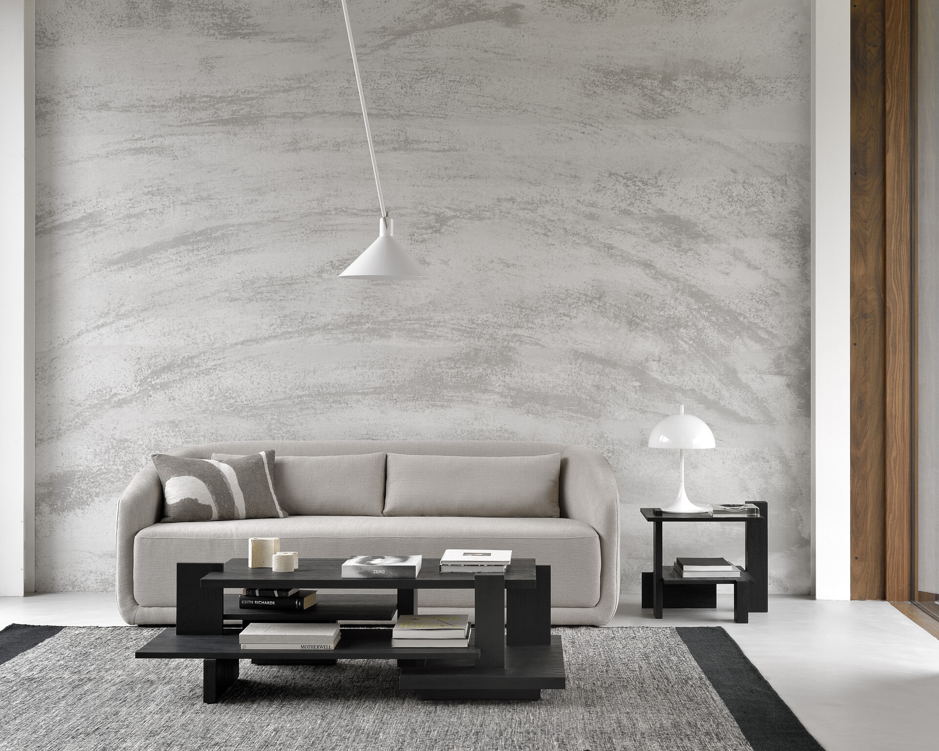 Ethnicraft Bijzettafel 'Abstract' Gevernist Teakhout, 56 x 52cm, kleur Zwart