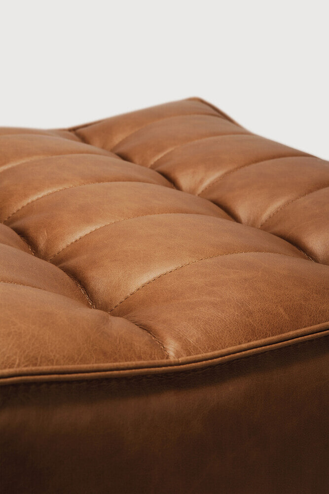 Ethnicraft Hocker 'N701' Leder, 70 x 70cm, kleur Old Saddle