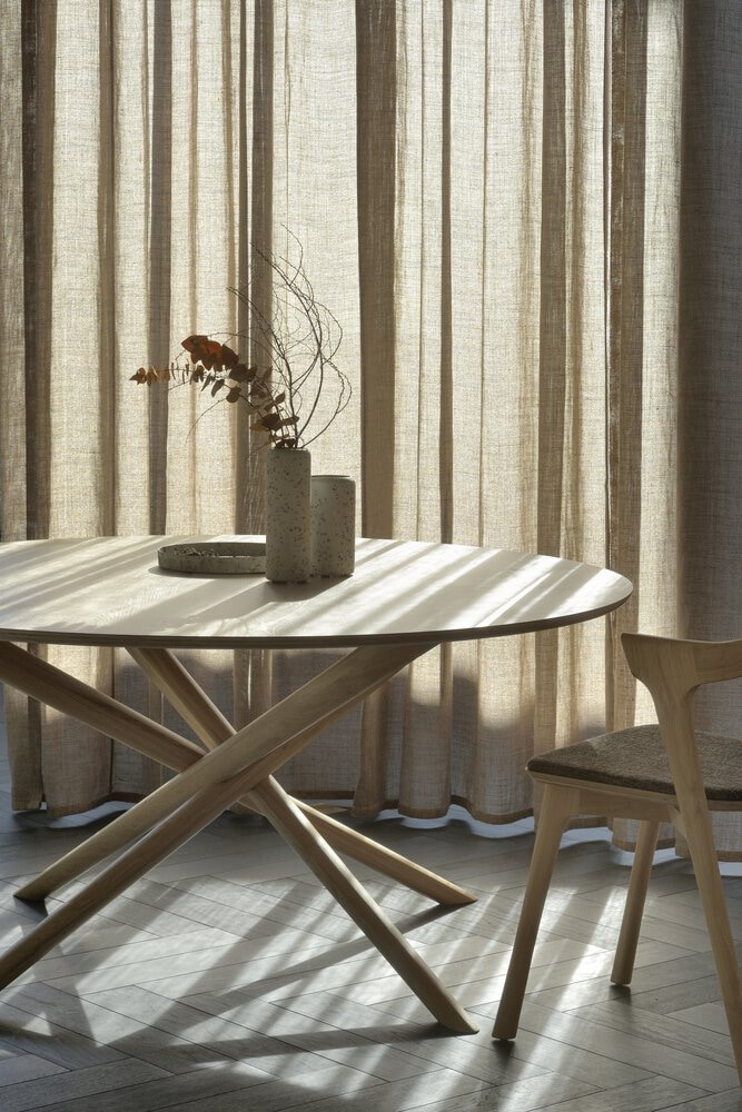 Ethnicraft Ronde Eettafel 'Mikado' Geolied Eikenhout, 150cm, kleur Naturel
