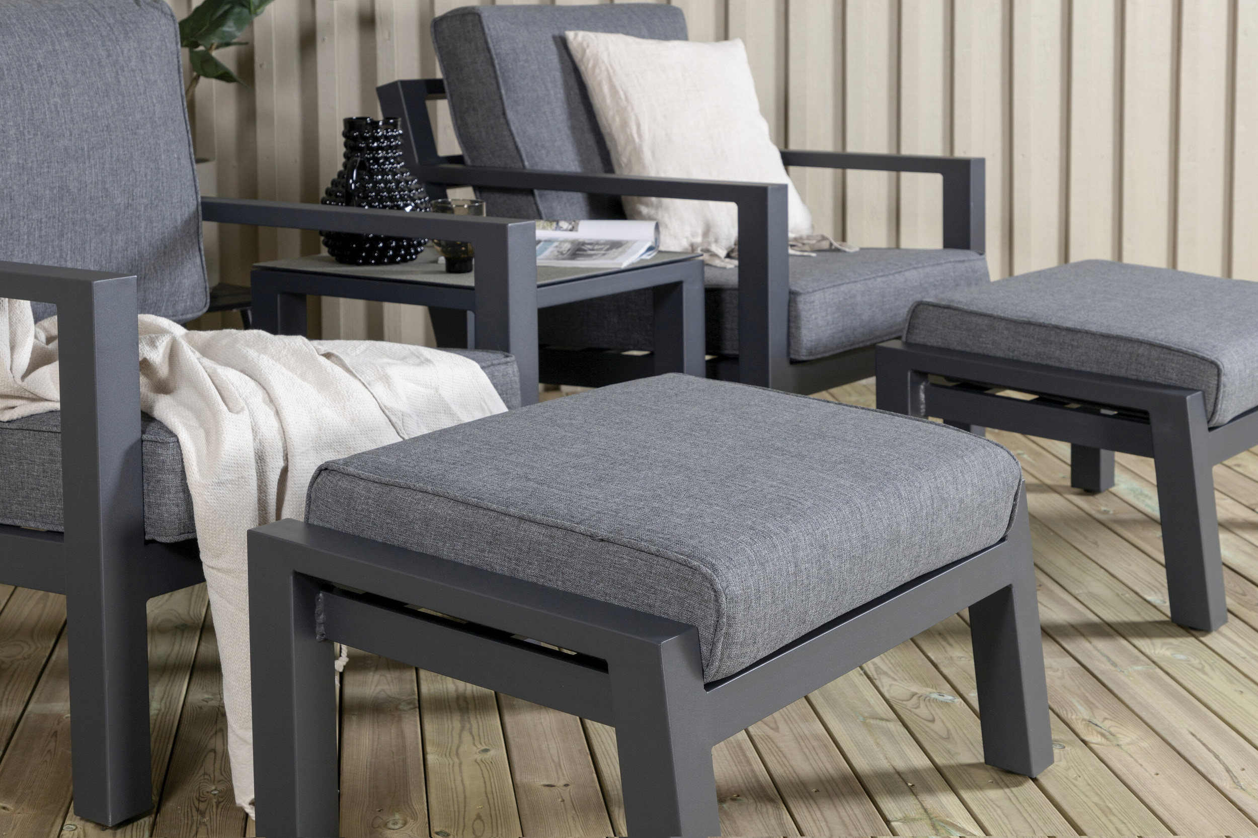 Nohr Loungeset 'Searra' Met 2 stoelen, voetenbank en tafel, kleur Zwart/Grijs