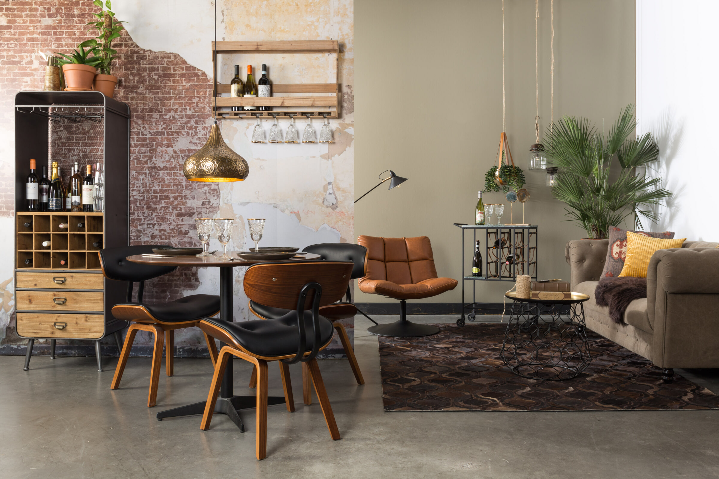 Dutchbone Eetkamerstoel 'Blackwood' kleur Bruin