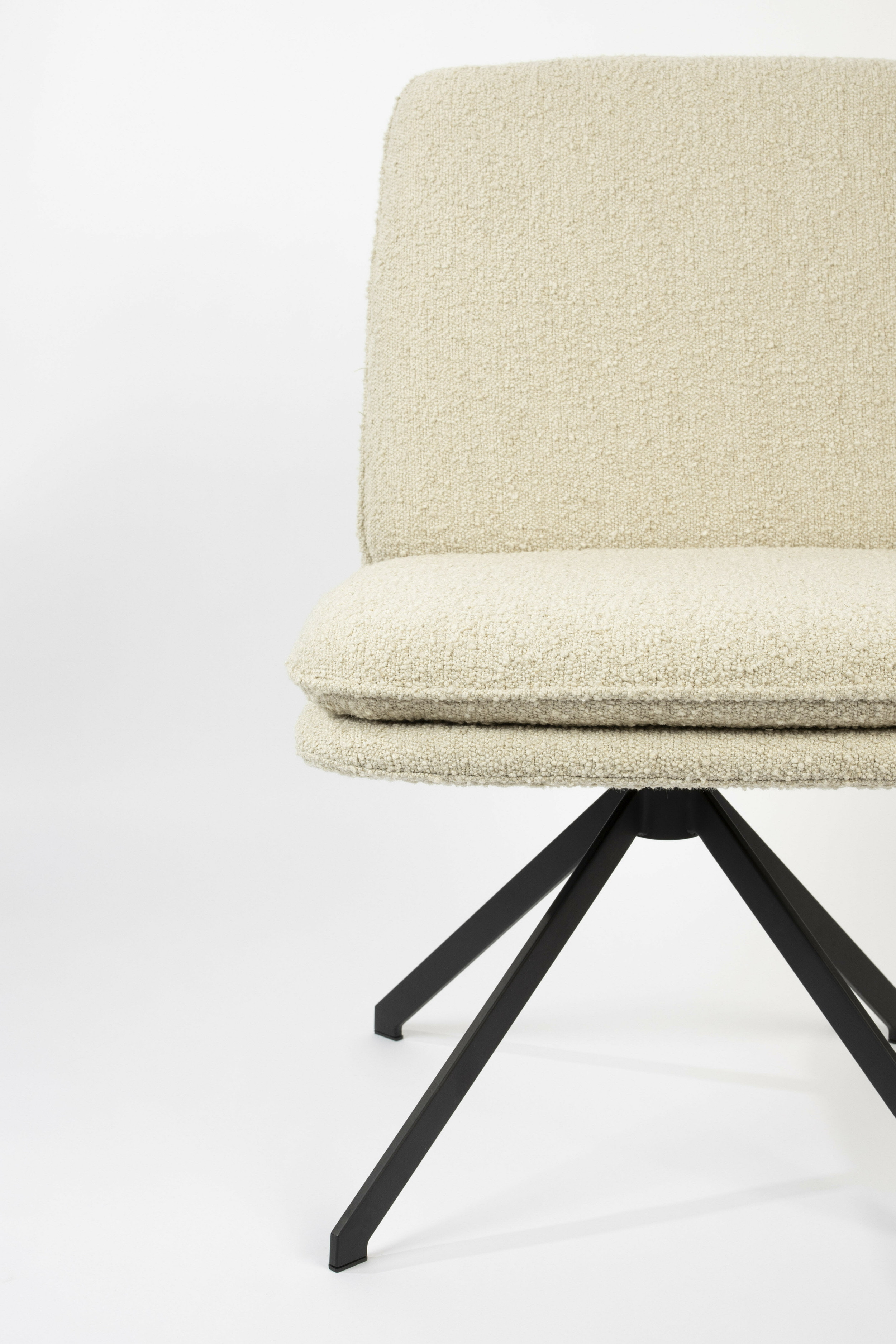 Zuiver Draaibare Eetkamerstoel 'Tyler' Bouclé, kleur Beige
