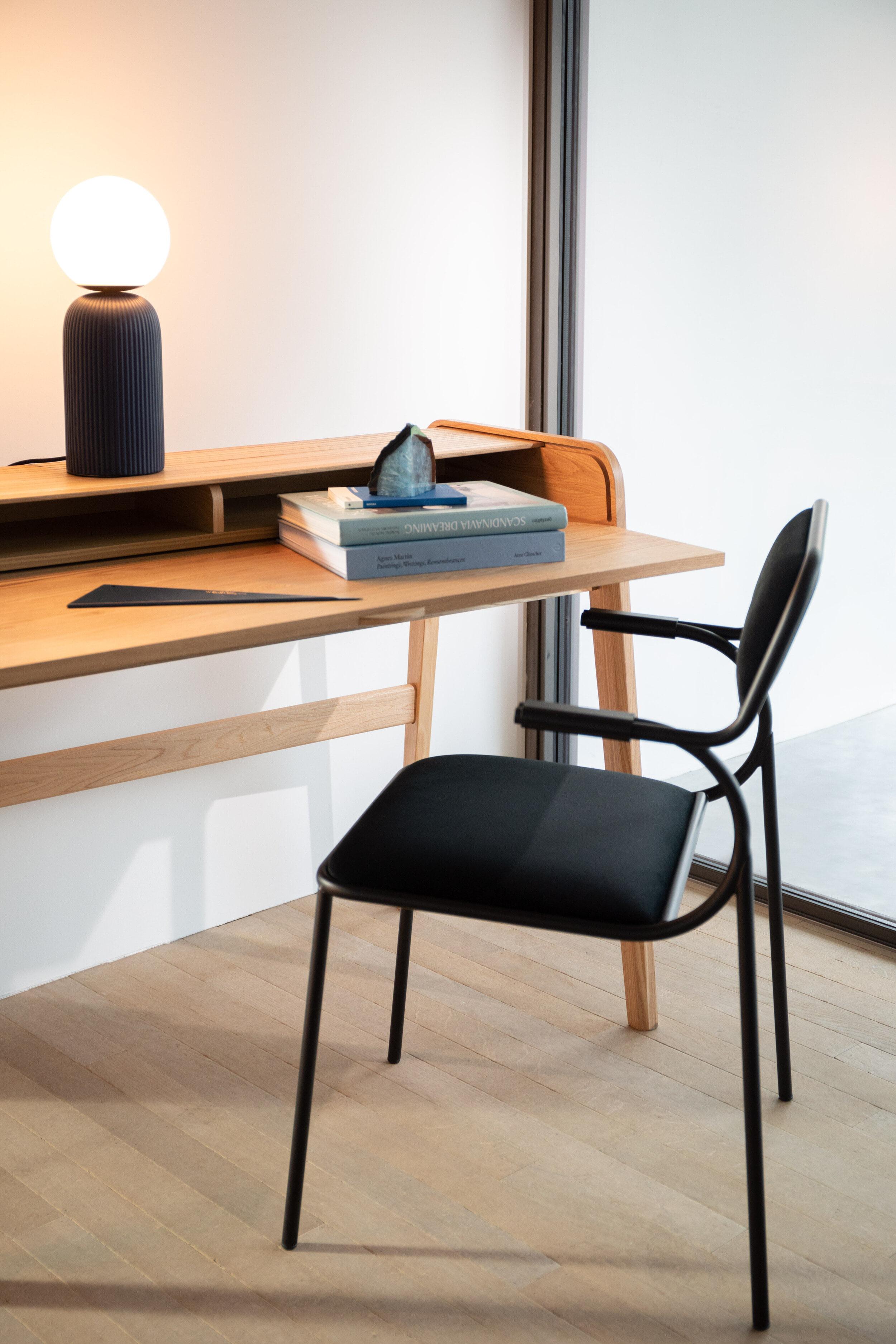Zuiver Eetkamerstoel 'Alba' Velvet, kleur Zwart