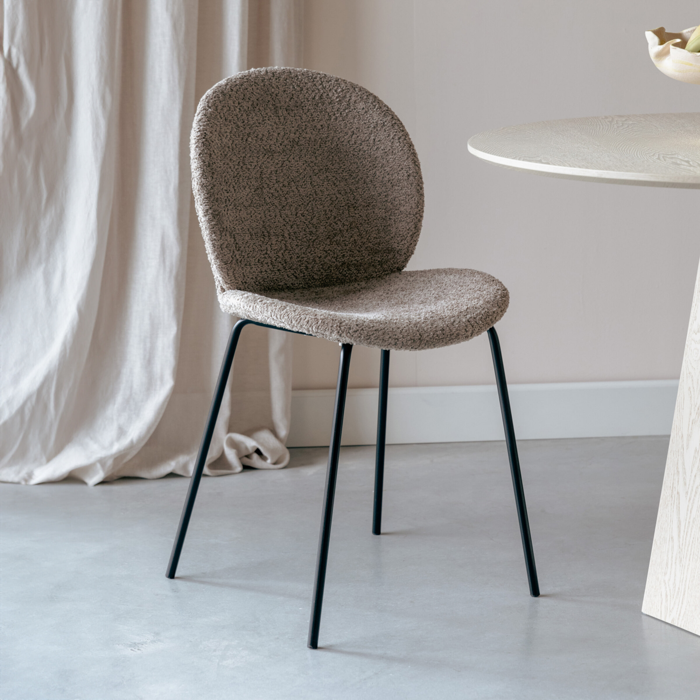 Zuiver Eetkamerstoel 'Bonnet' Teddy