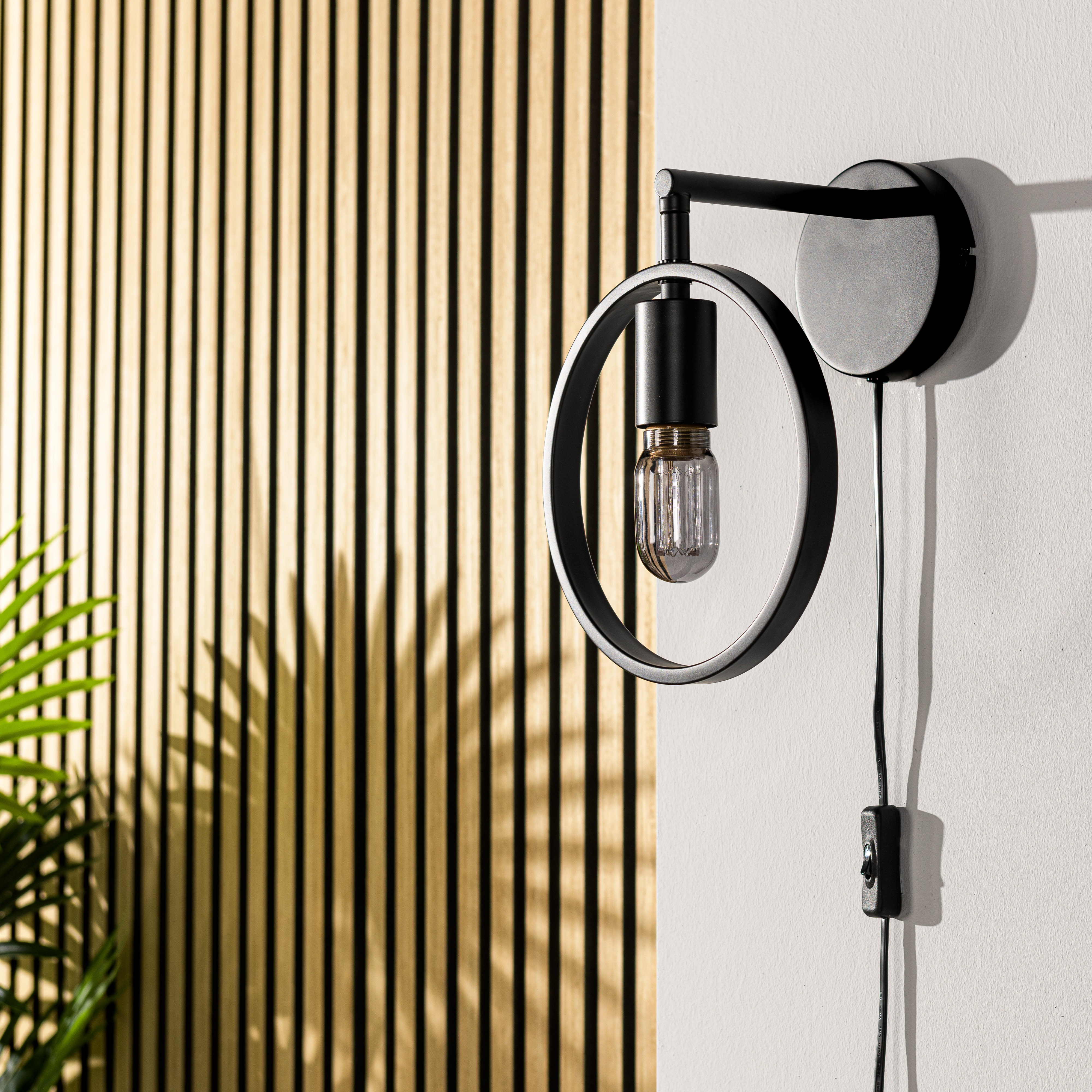 BASE Wandlamp Jadine 1-lamps, Metaal - Zwart