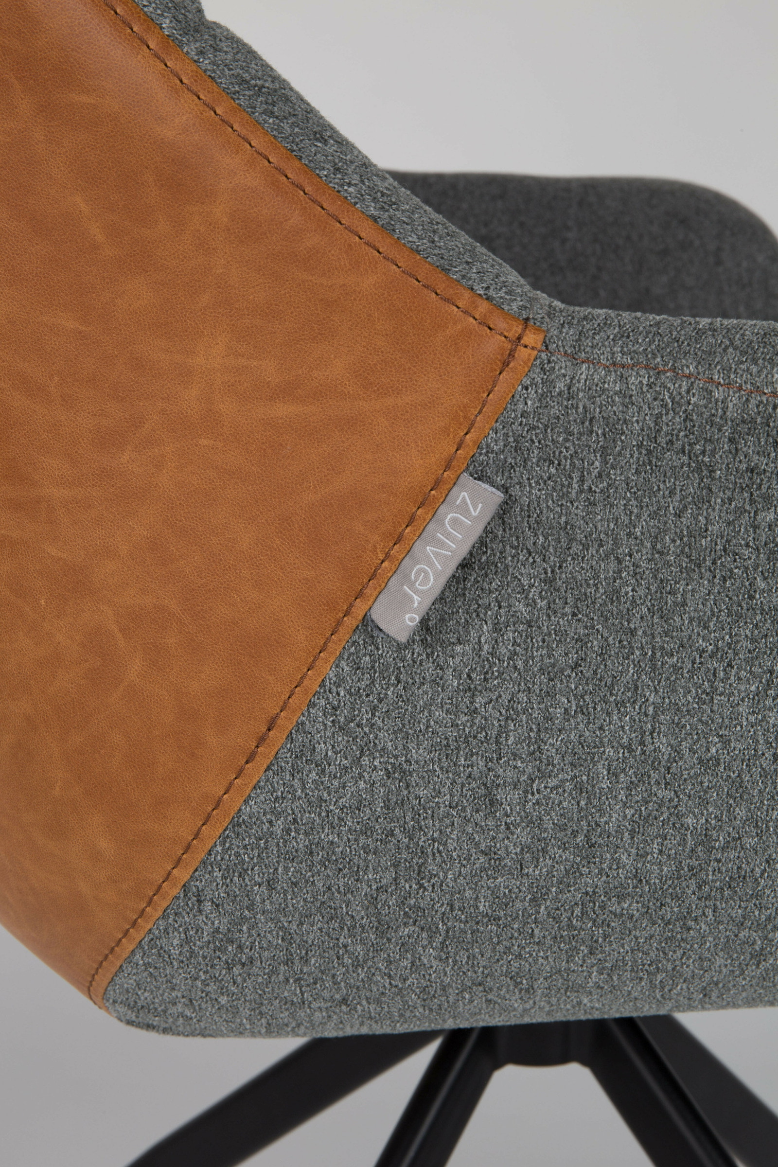 Zuiver Eetkamerstoel 'Doulton' PU en stof, kleur Grijs/Bruin