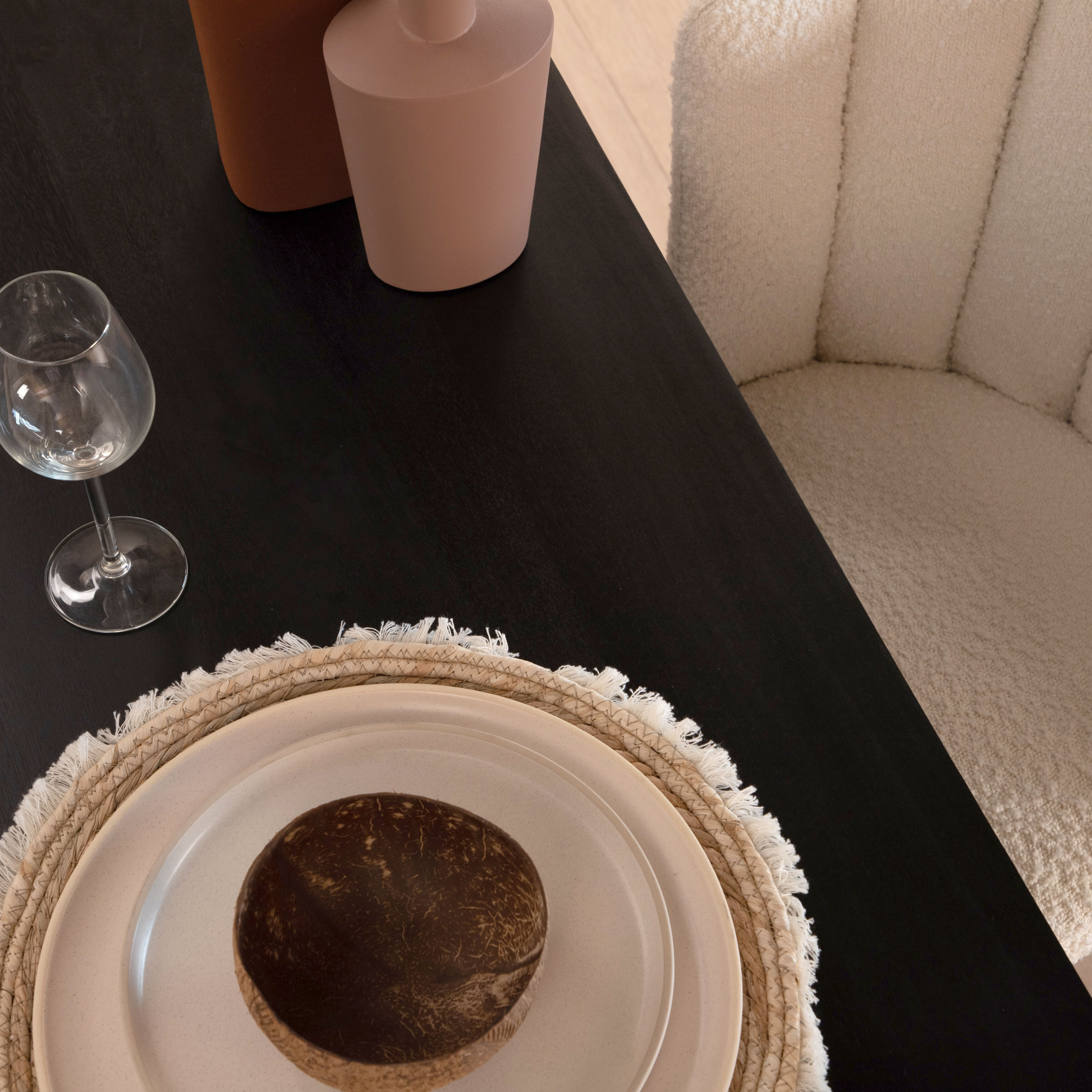 LivingFurn Eettafel 'Kala' Mangohout, 200 x 100cm, kleur zwart