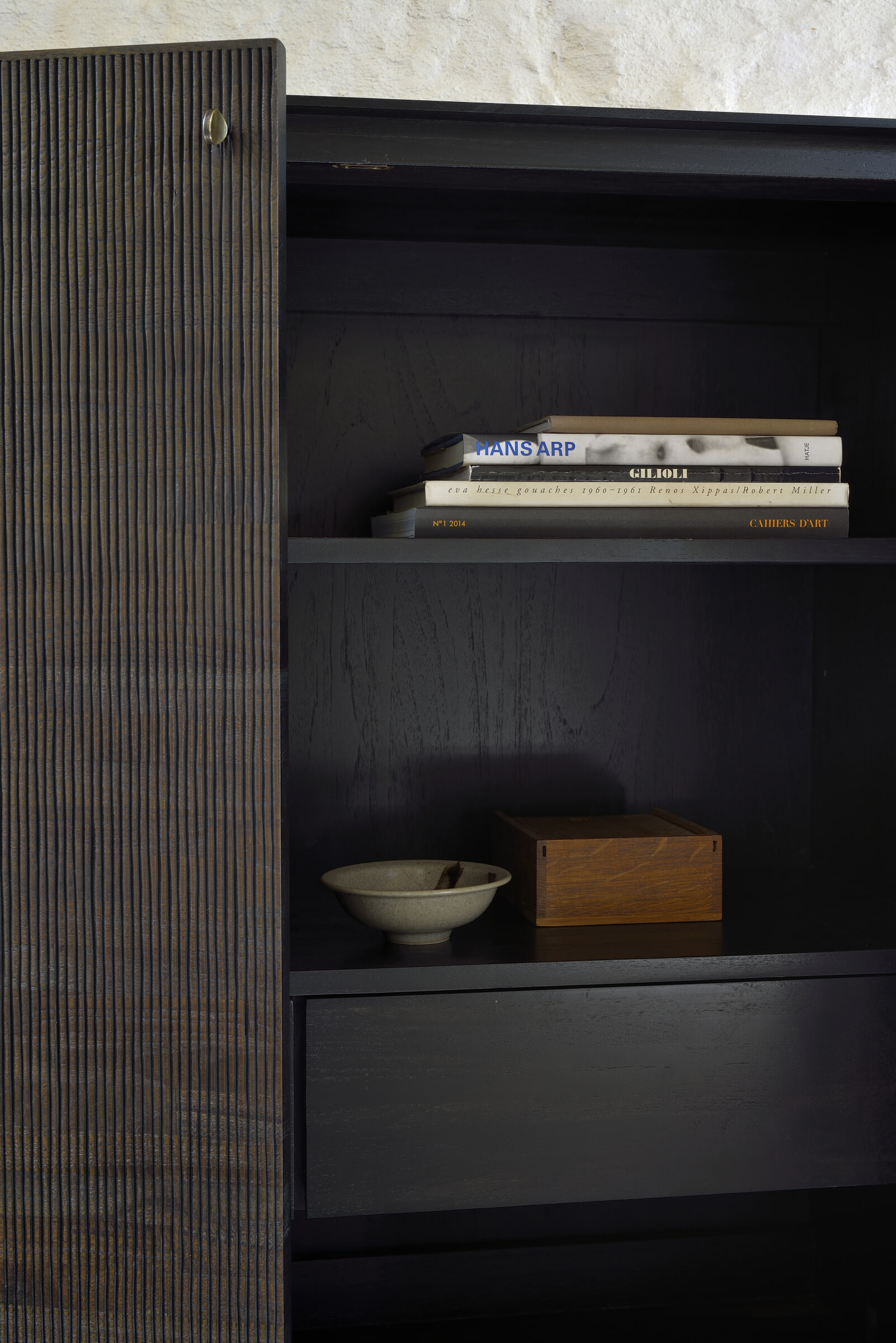 Ethnicraft Opbergkast 'Grooves' Gevernist Teakhout, 162 x 102cm