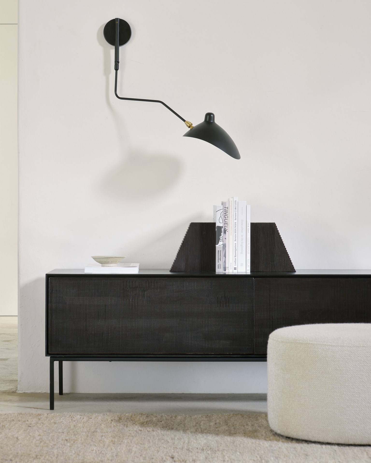 Ethnicraft TV-meubel 'Grooves' Gevernist Teakhout, 242cm