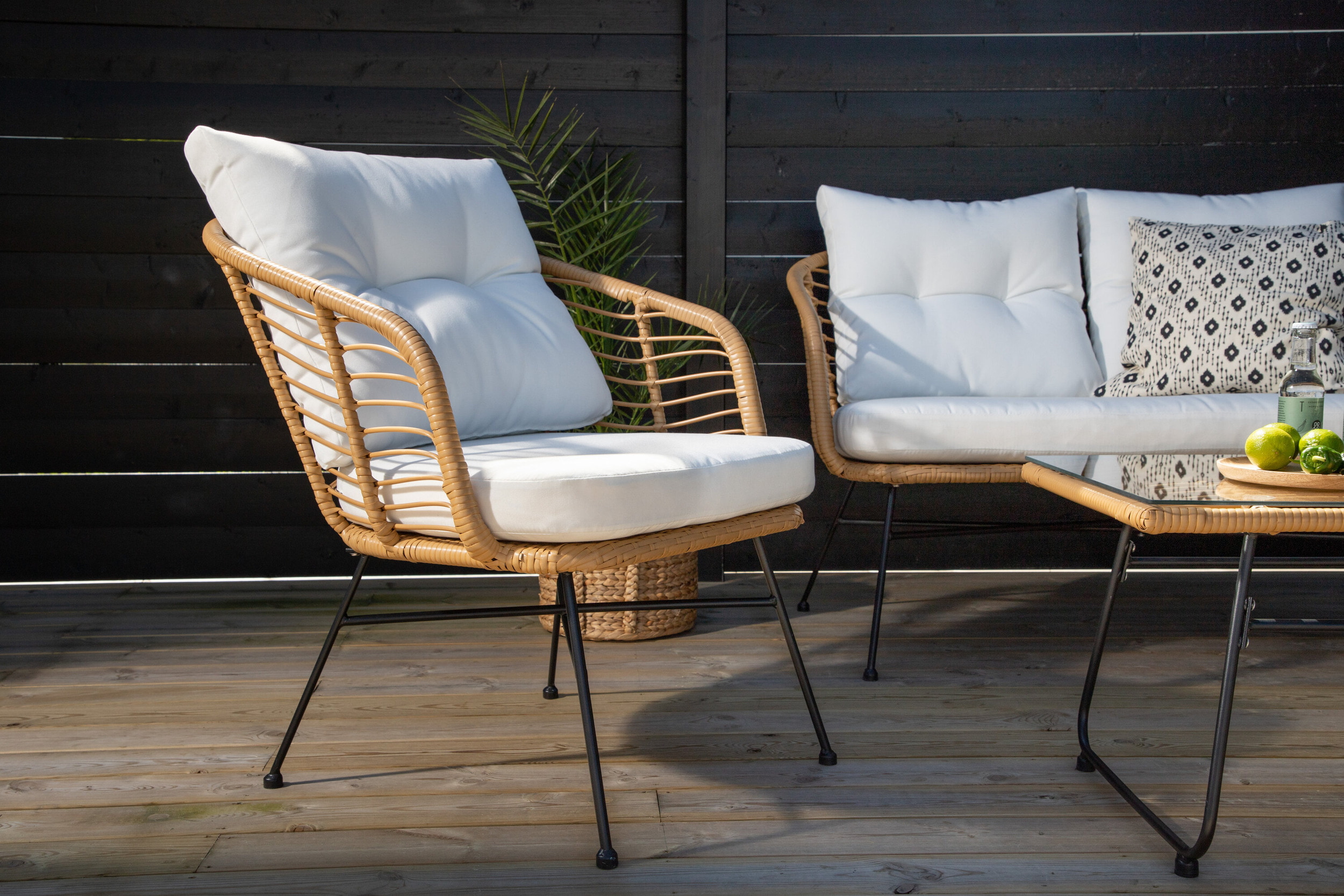 Nohr Loungeset 'Samantah' Met bank, 2 stoelen en tafel