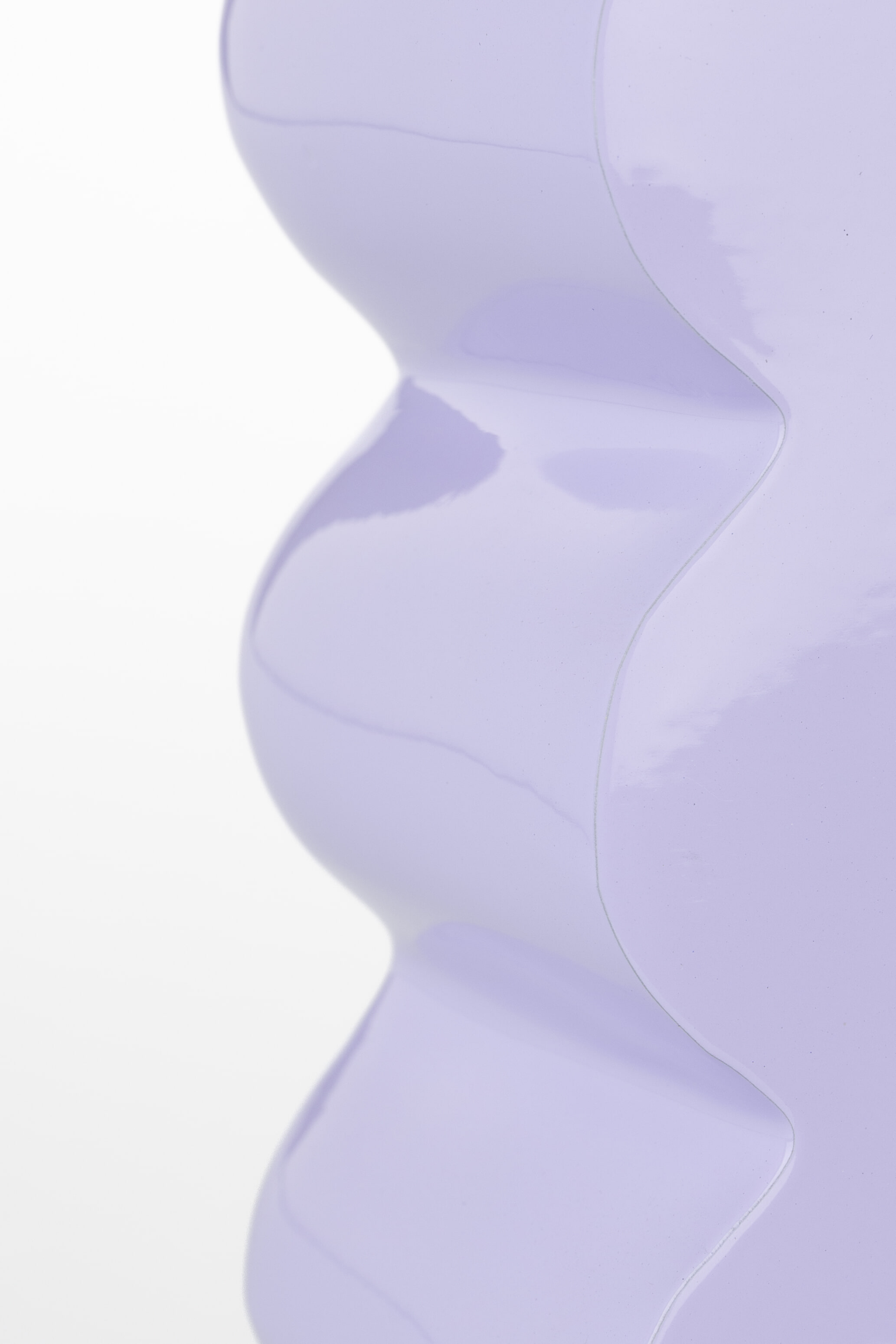 Zuiver Krukje/Bijzettafel 'Curves' 30 x 21cm, kleur Lila