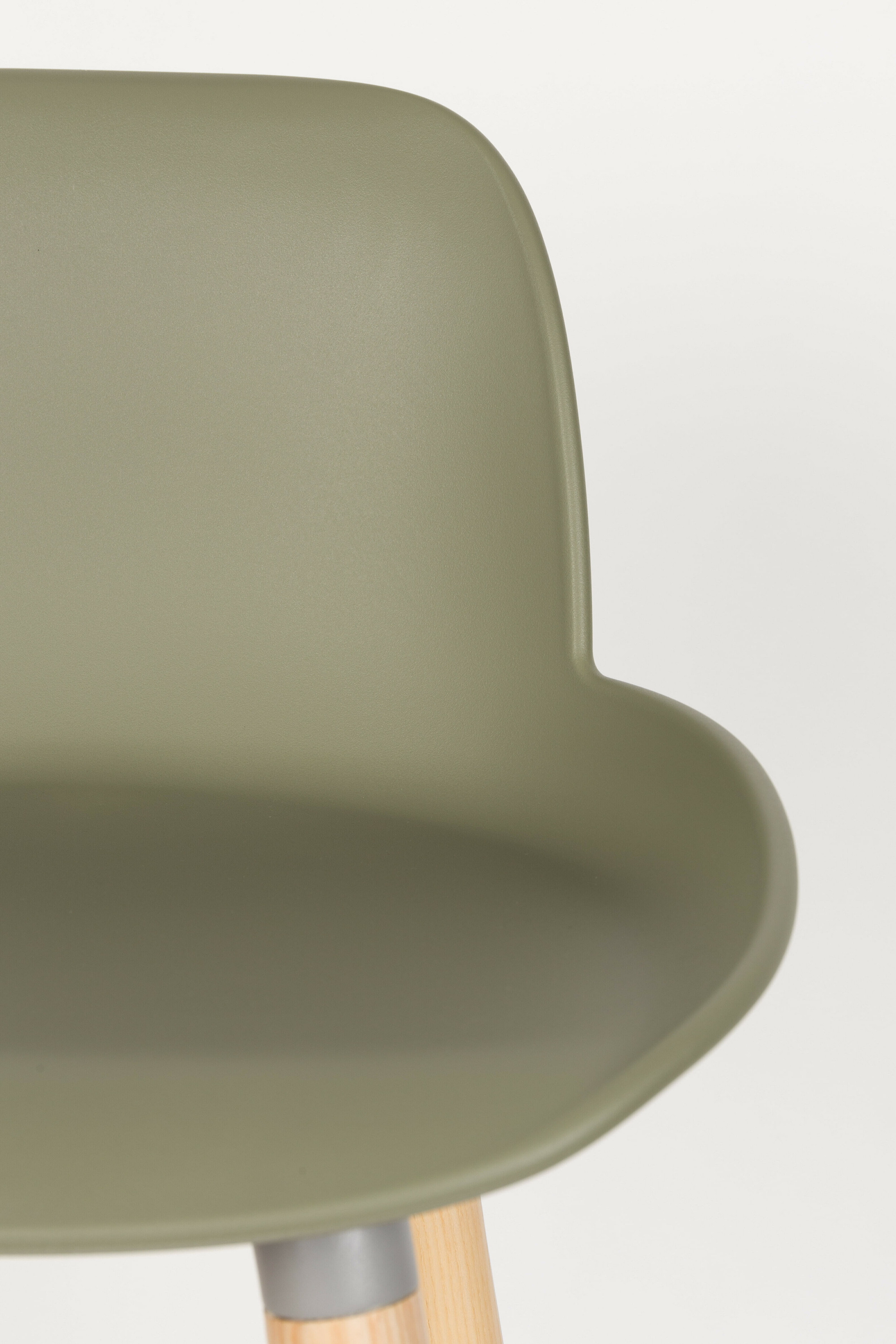 Zuiver Barstoel 'Albert Kuip' PP, kleur Groen (zithoogte 65cm)