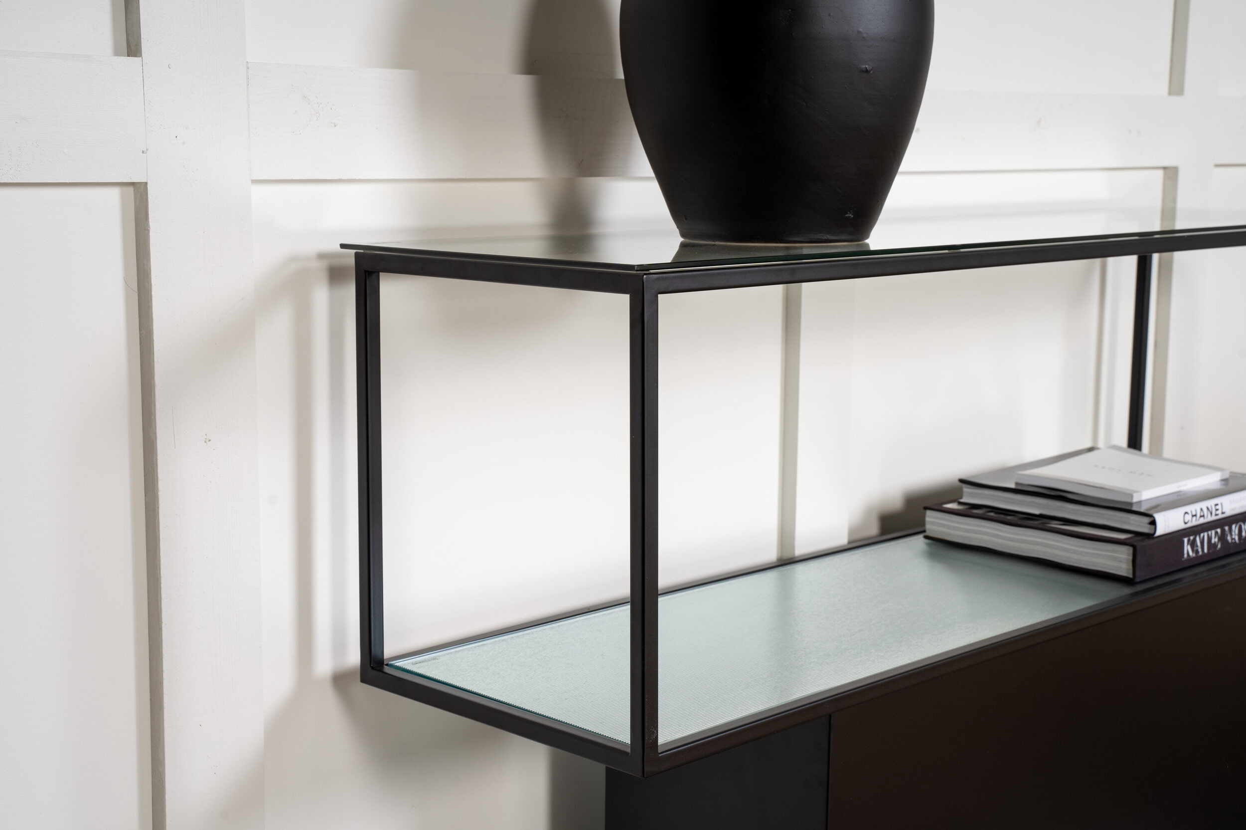 Nohr Sidetable 'Sheema' 130 x 35cm Glas met zwart metaal