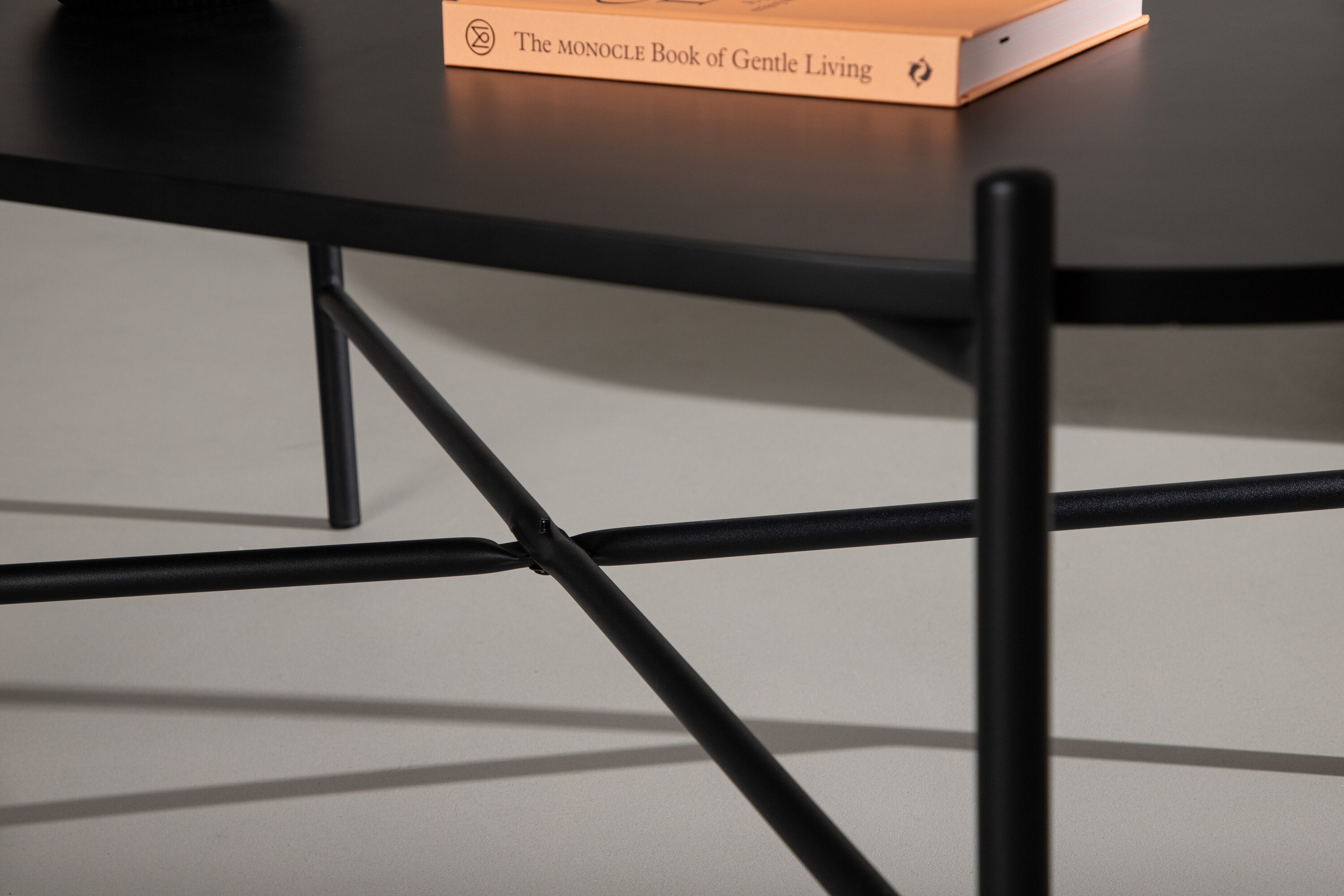 Nohr Ovale Salontafel 'Tieshia' 120 x 60cm, kleur Zwart