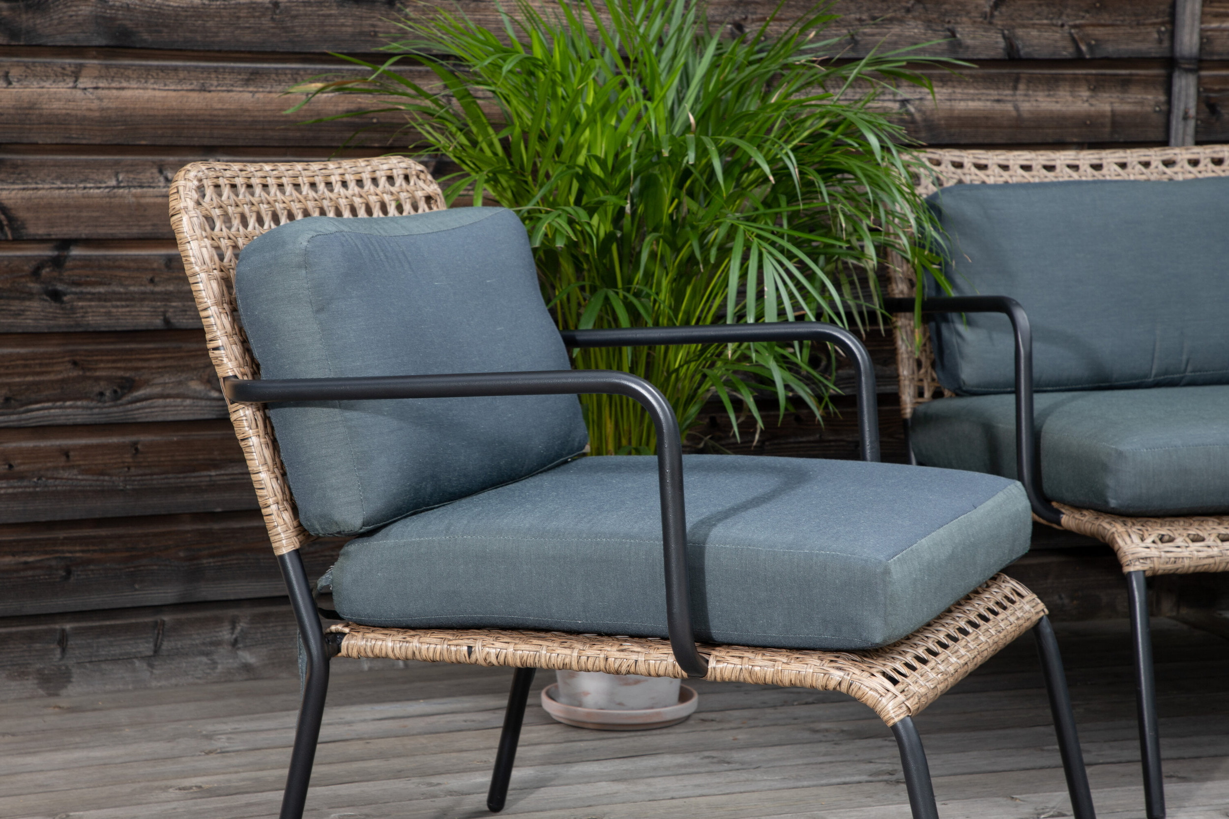 Nohr Loungeset 'Leontyne' Met bank, 2 stoelen en tafels